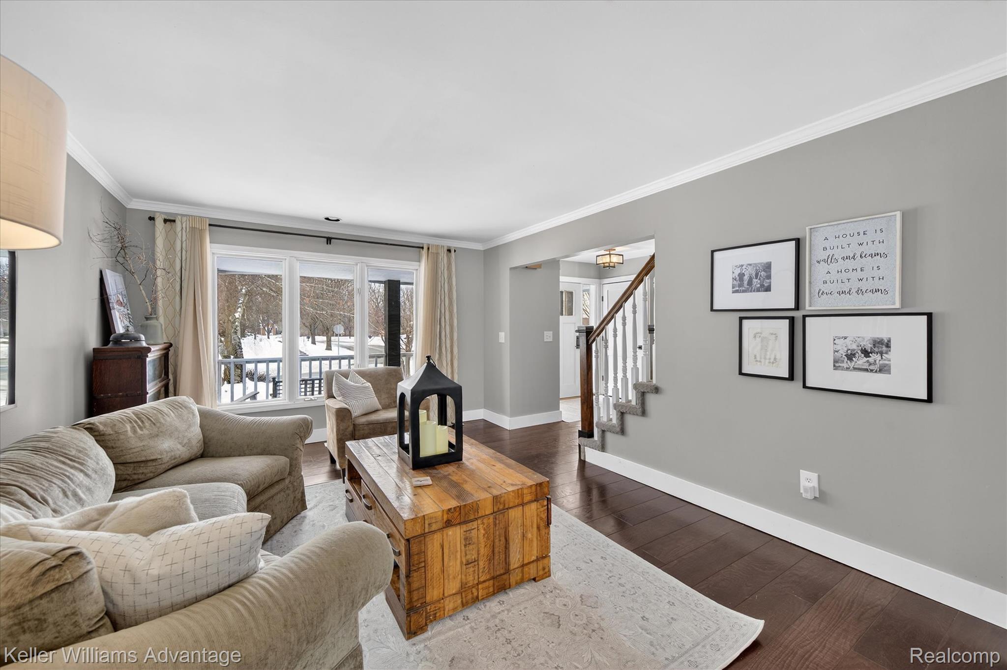 47707 Rochester Drive