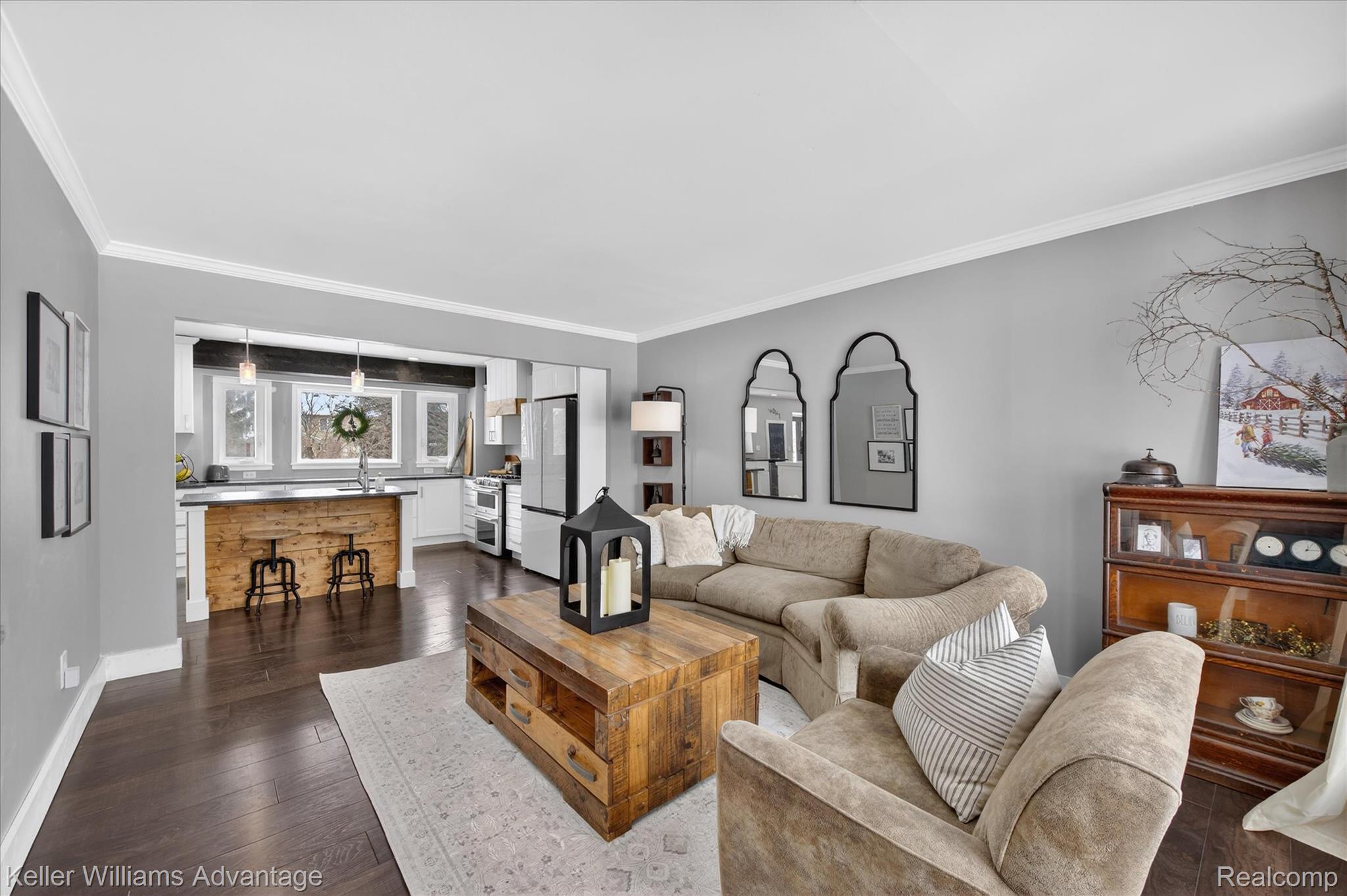 47707 Rochester Drive