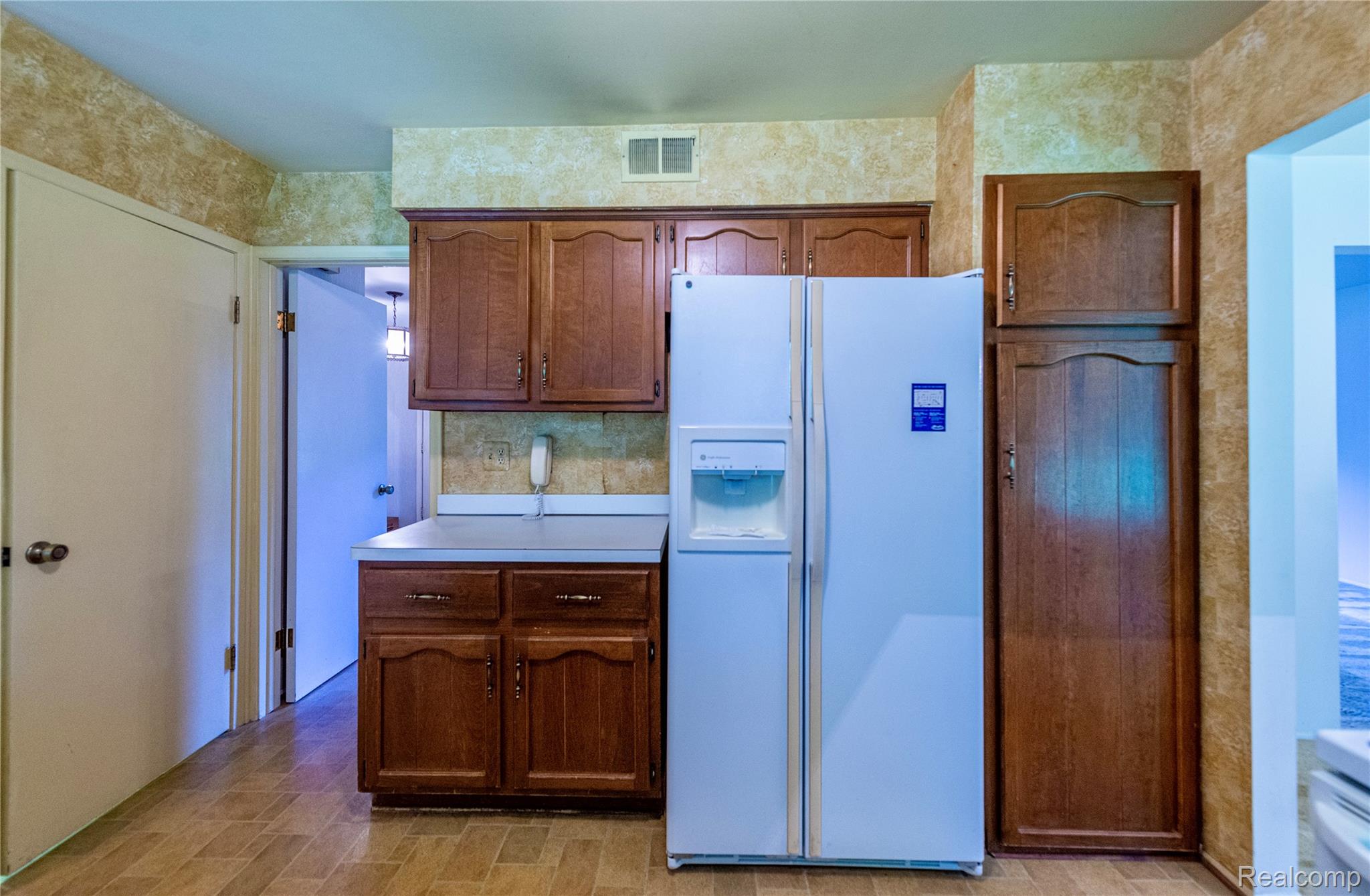 34325 Oak Forest Drive