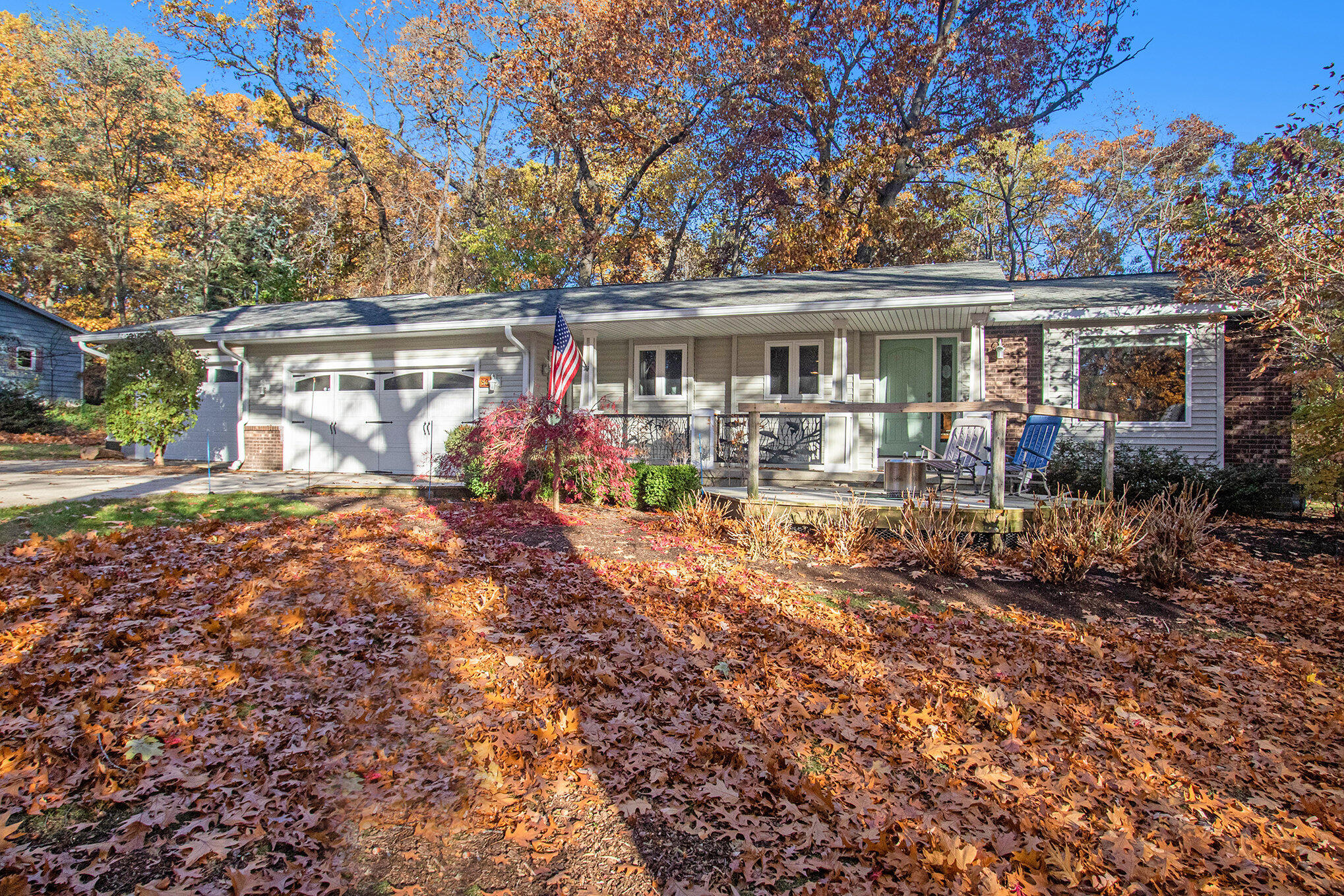 89 S Division Avenue