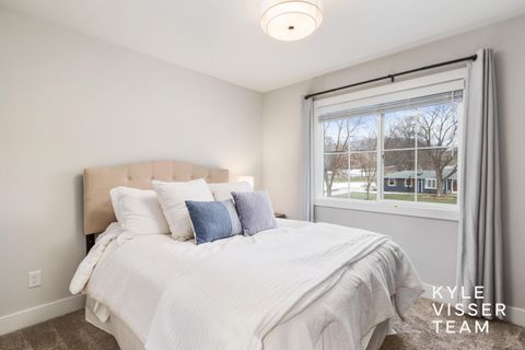 Tiny photo for 2649 Dean Lake Avenue NE, Grand Rapids Charter Township, MI 49505 (MLS # 65026006005)