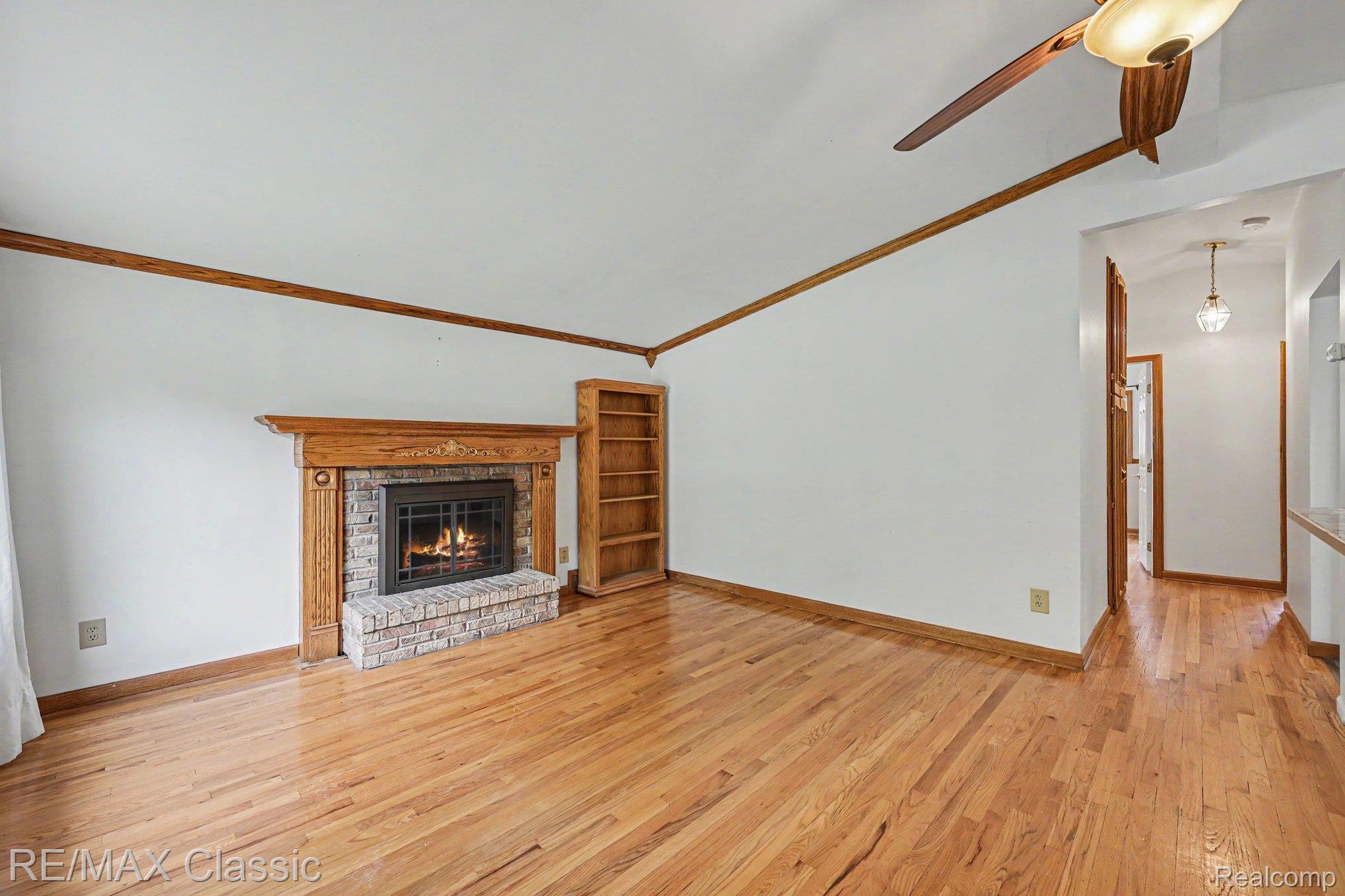 43798 Dorisa Court