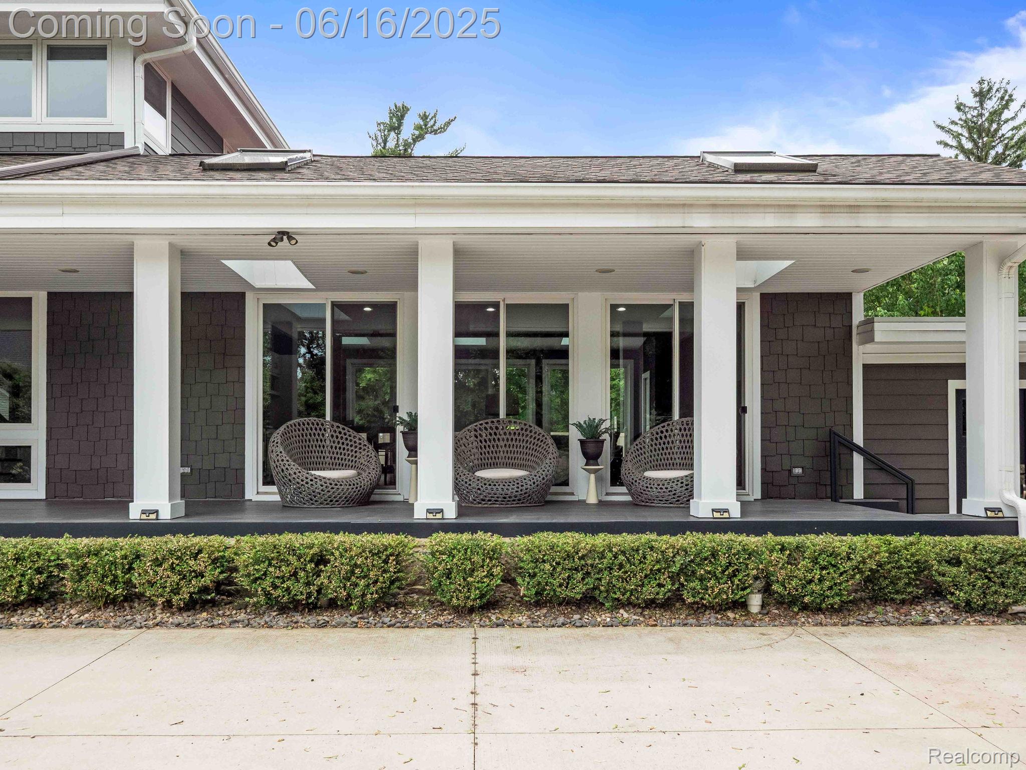 1088 Southfield Road