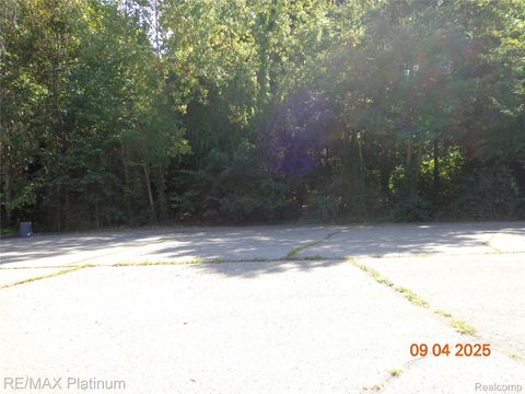 1928 Mist Wood Drive Hartland Township MI 48843