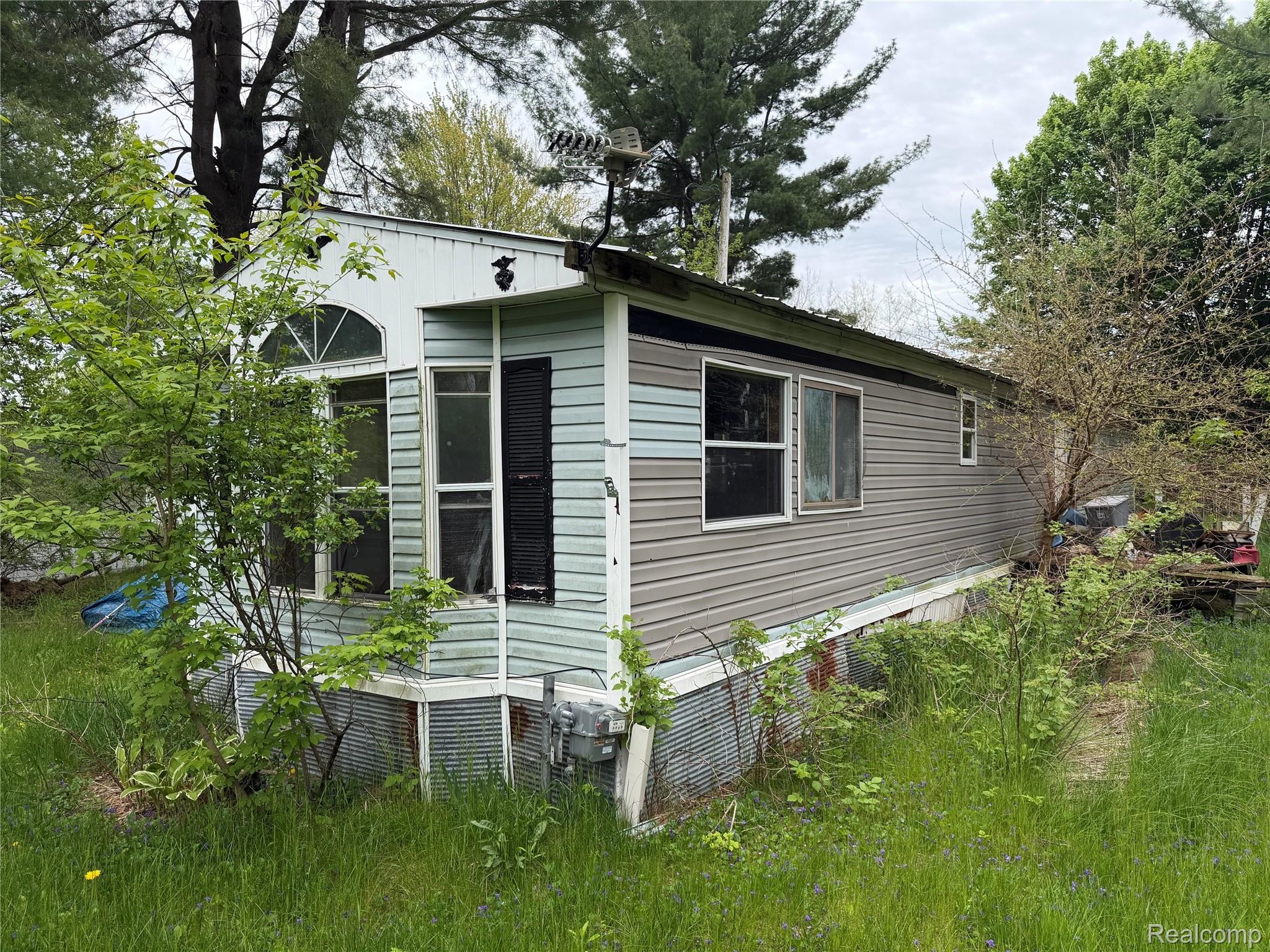 5657 Freewald Boulevard