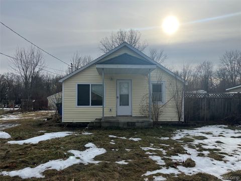 5805 Swan Creek Road Saginaw City MI 48609