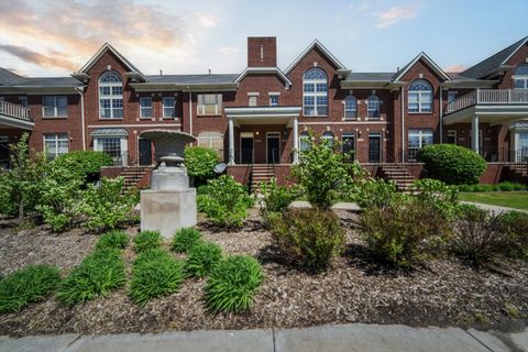 3201 NEWBURY Troy City Oakland MI 48084