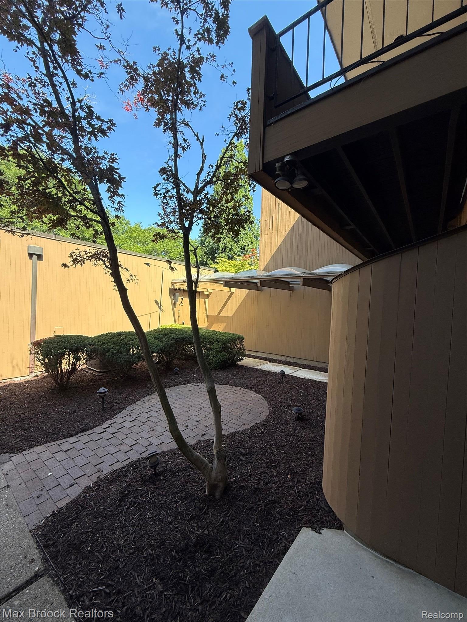 32690 Ravine Drive