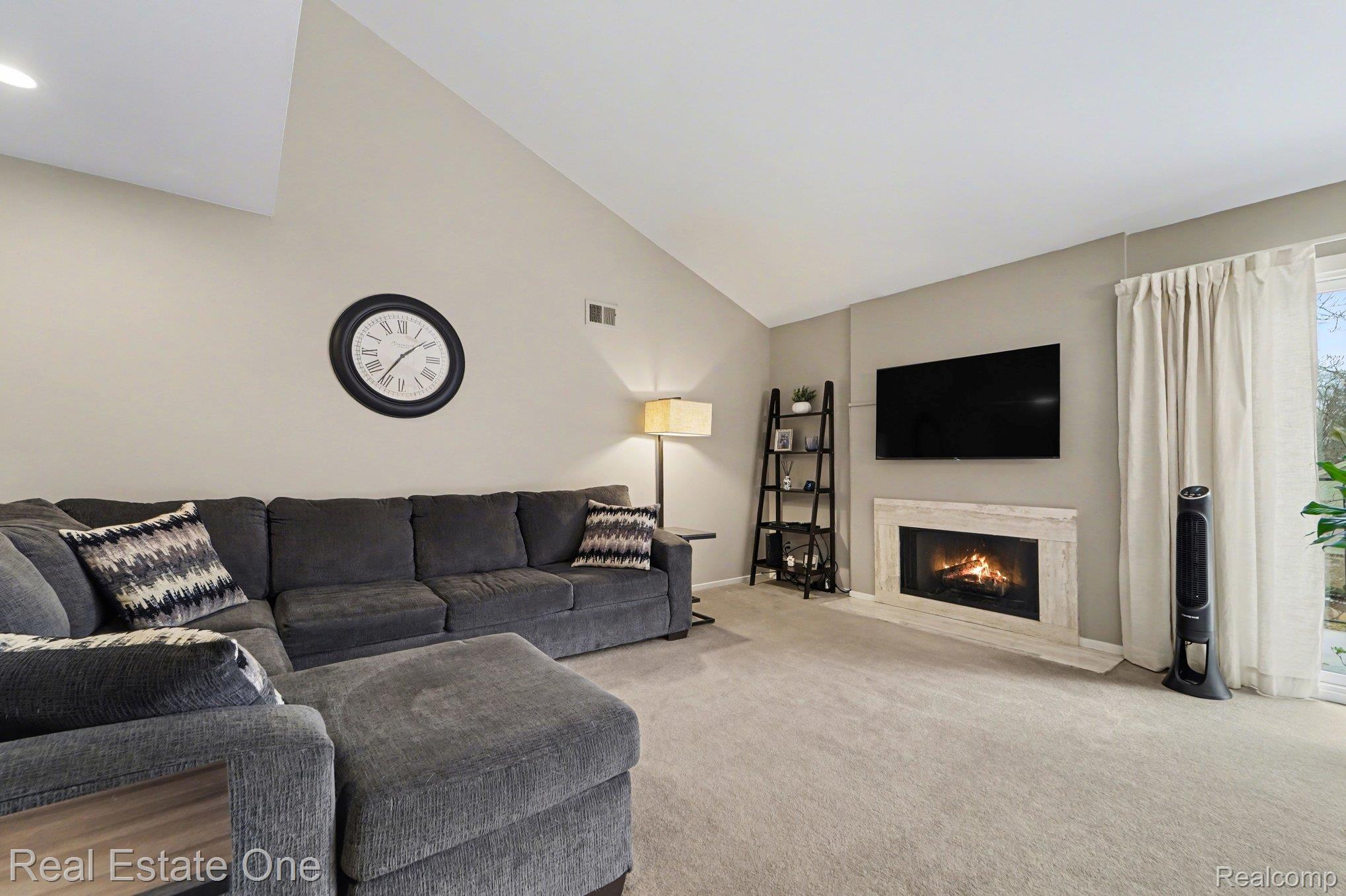6463 Maple Hills Lane