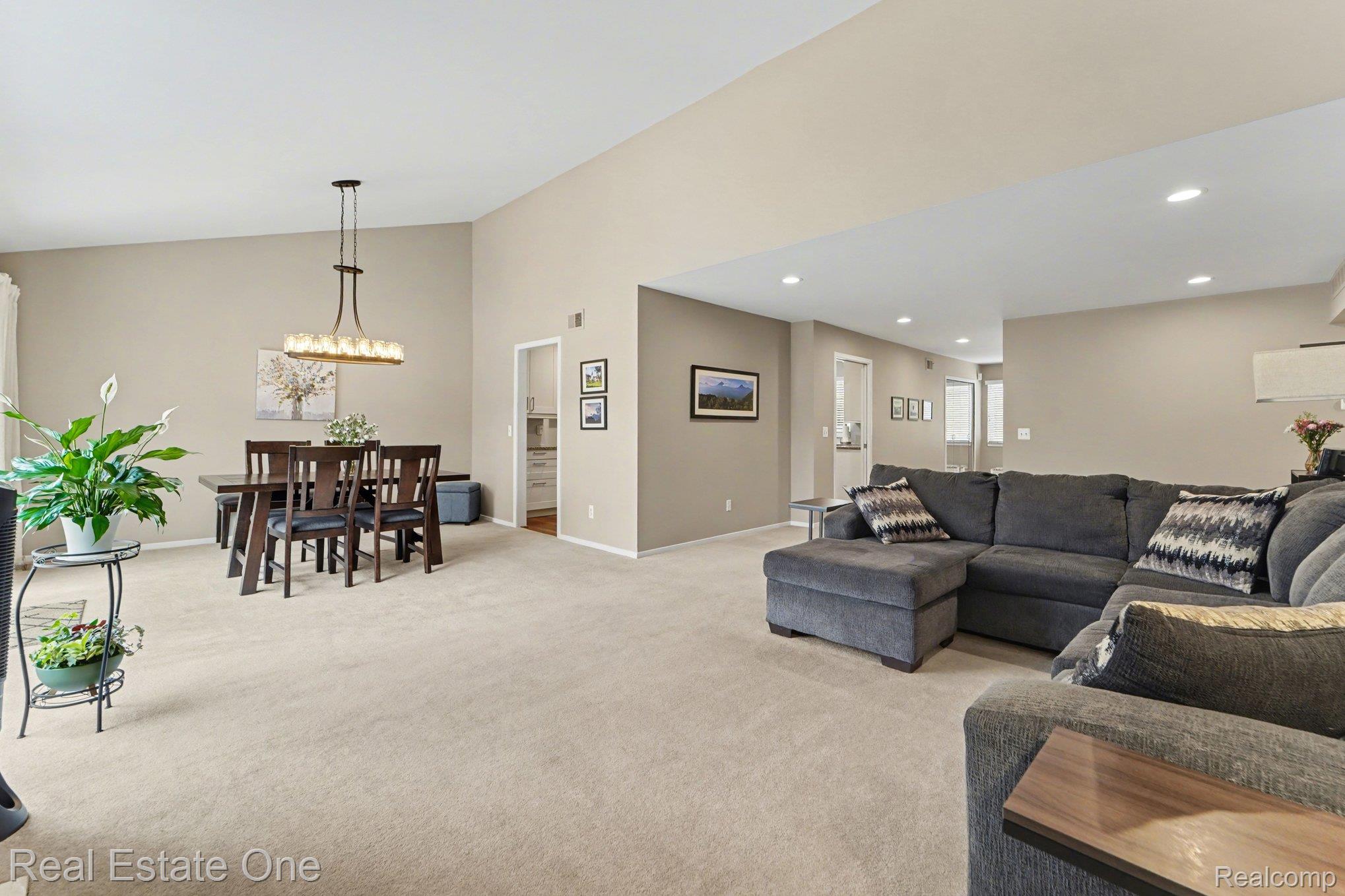 6463 Maple Hills Lane