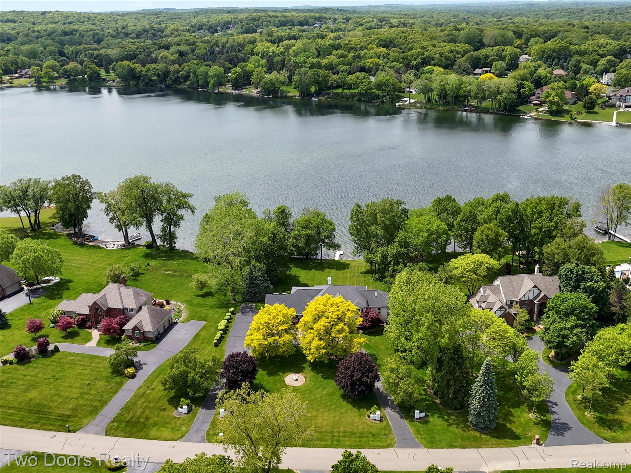 532 Shrewsbury Drive