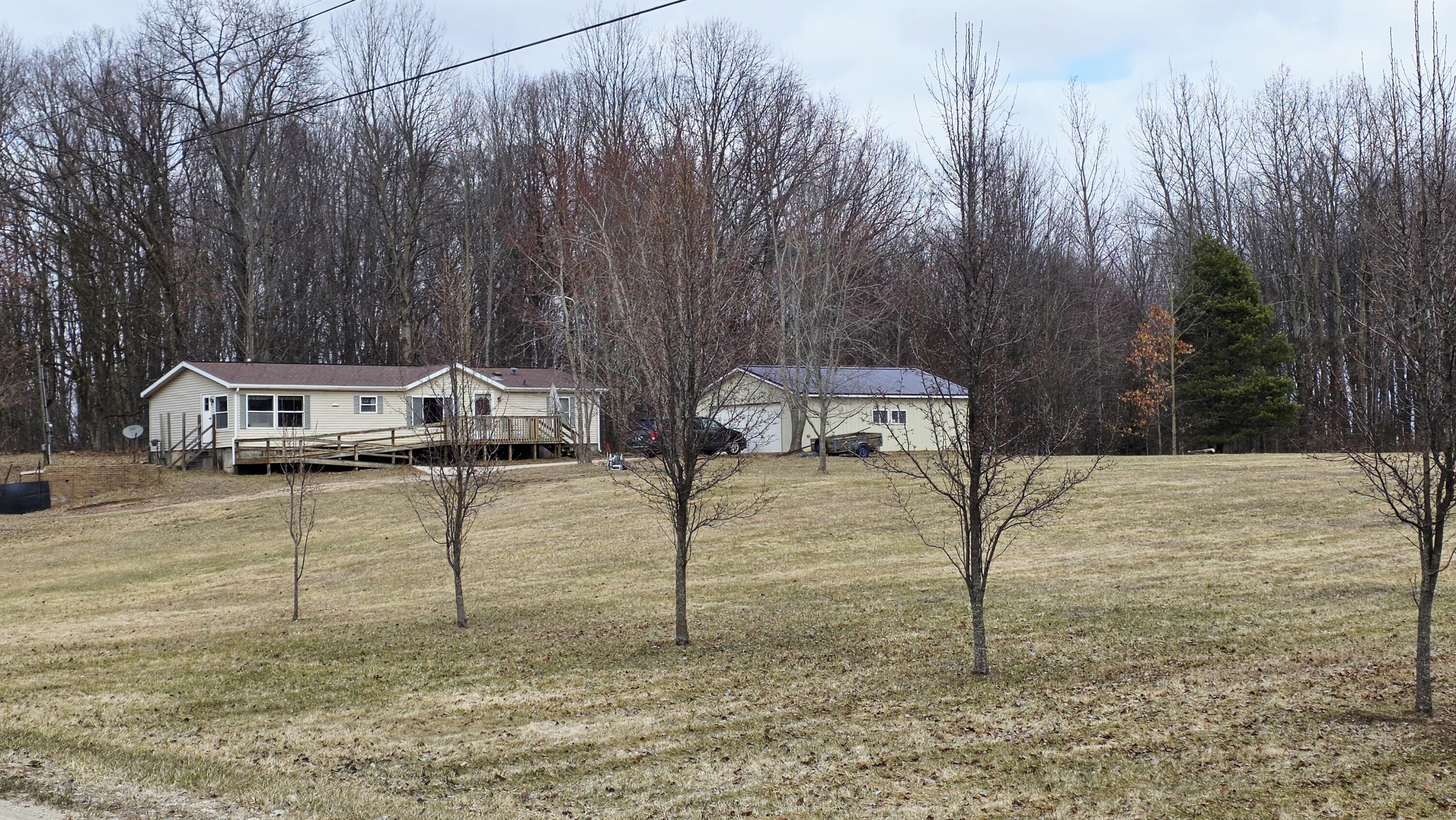 7272 Cedar Lake Road NE