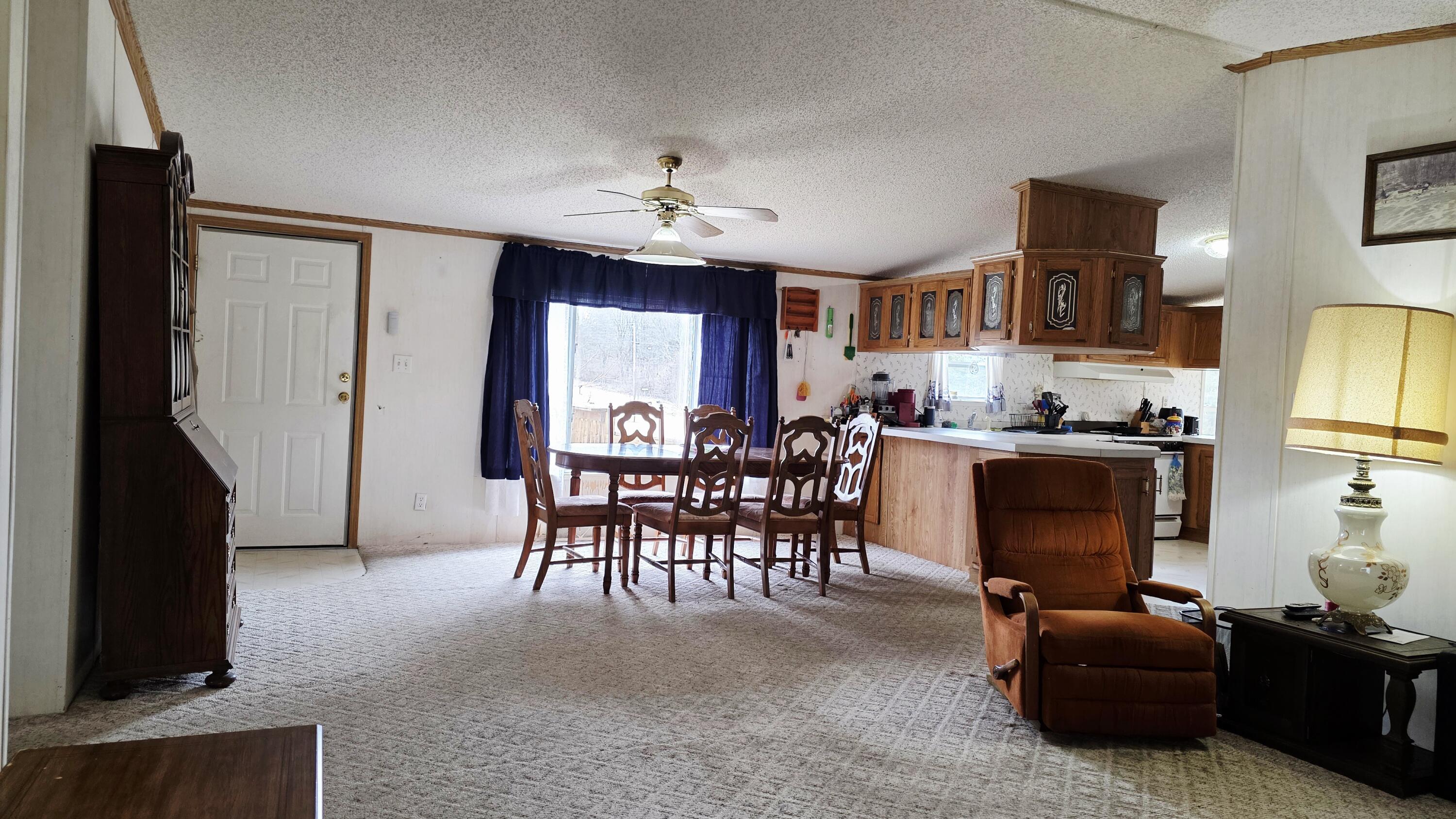 7272 Cedar Lake Road NE