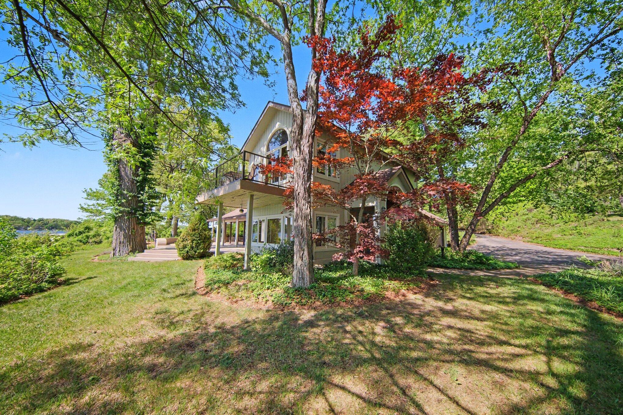 7816 Stonehedge Valley Drive