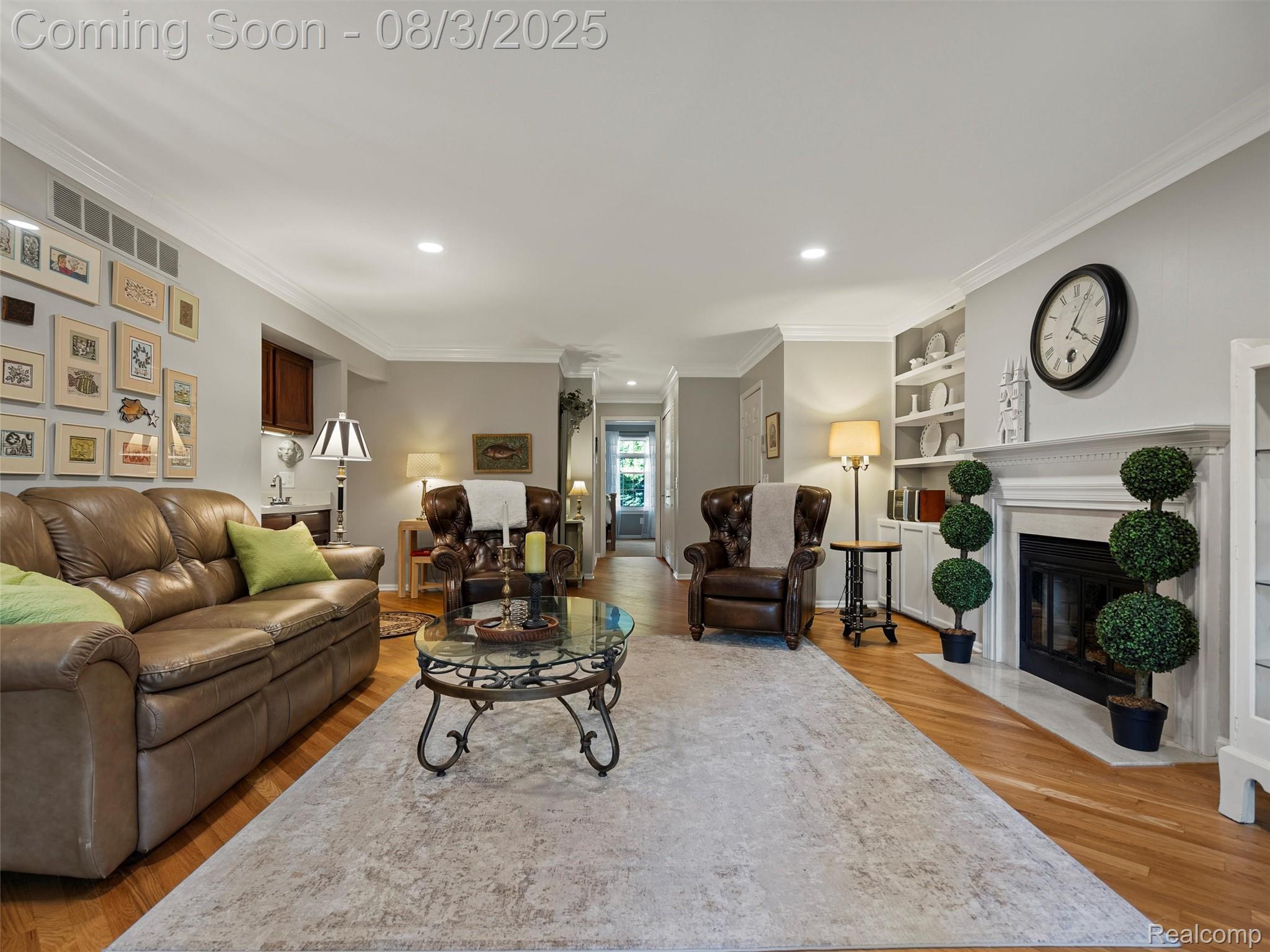 1665 Huntington Park B