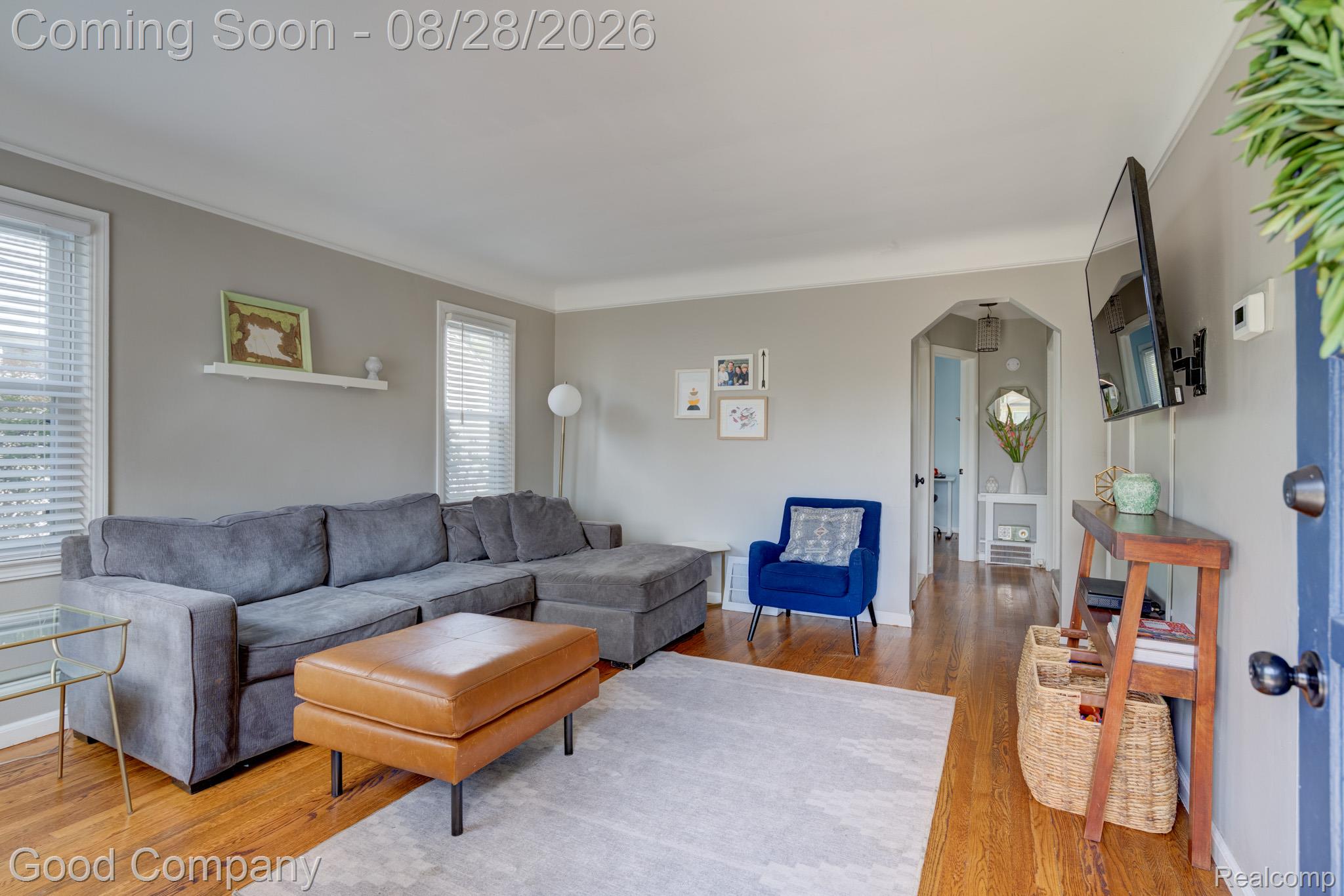 2946 Ellwood Avenue
