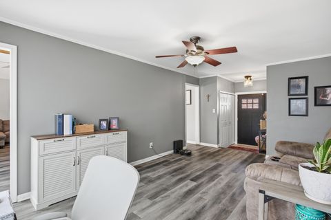 41942 Kentvale Drive Clinton Charter Township MI 48038