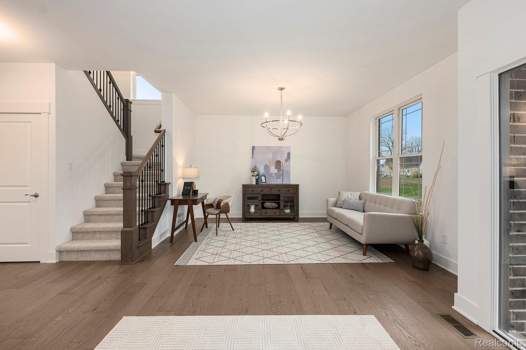 7699 Orchard Lane