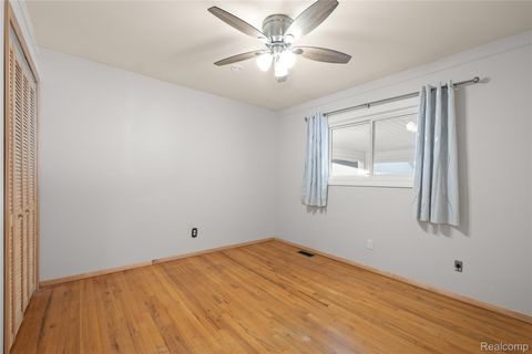 Tiny photo for 27228 Weddel Avenue, Brownstown Charter Township, MI 48183 (MLS # 20251061038)