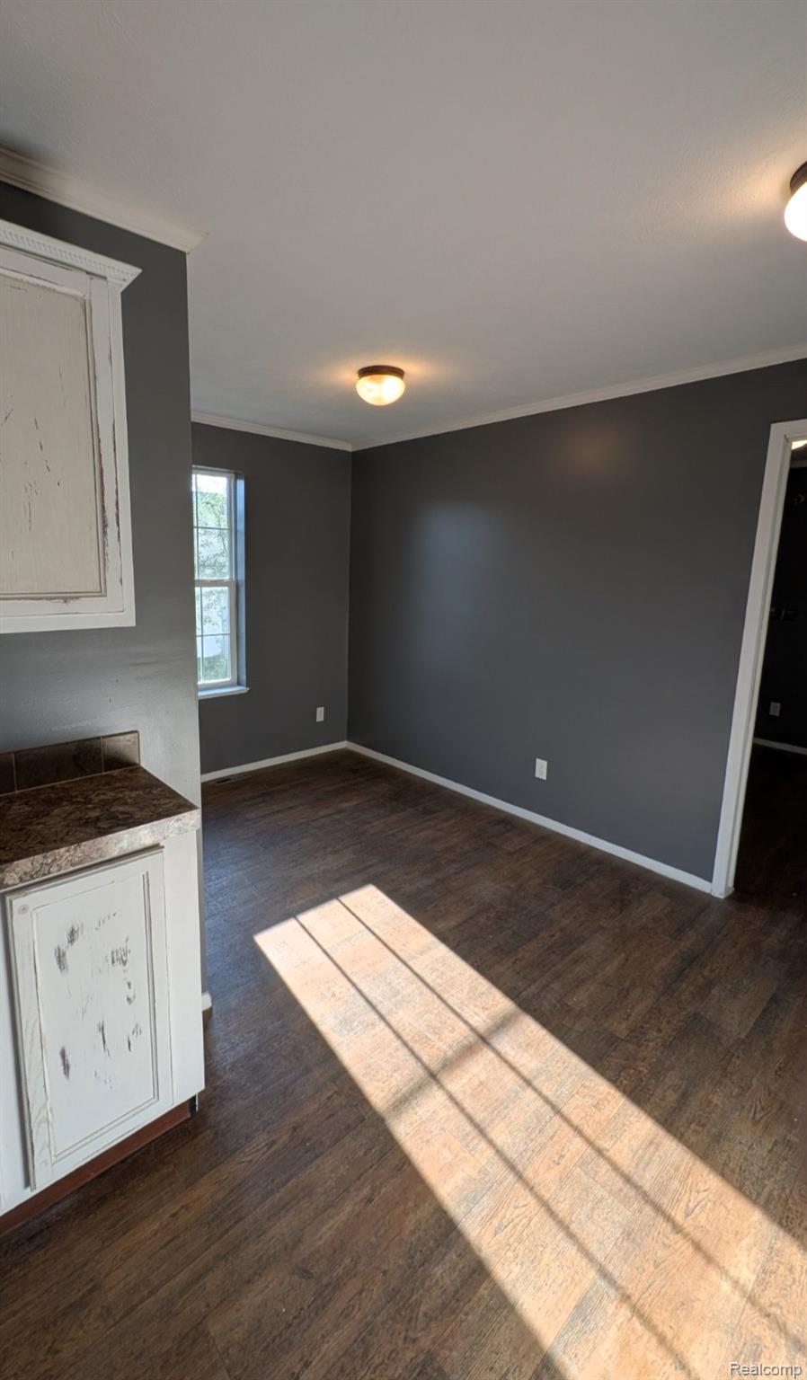 23630 Hickory