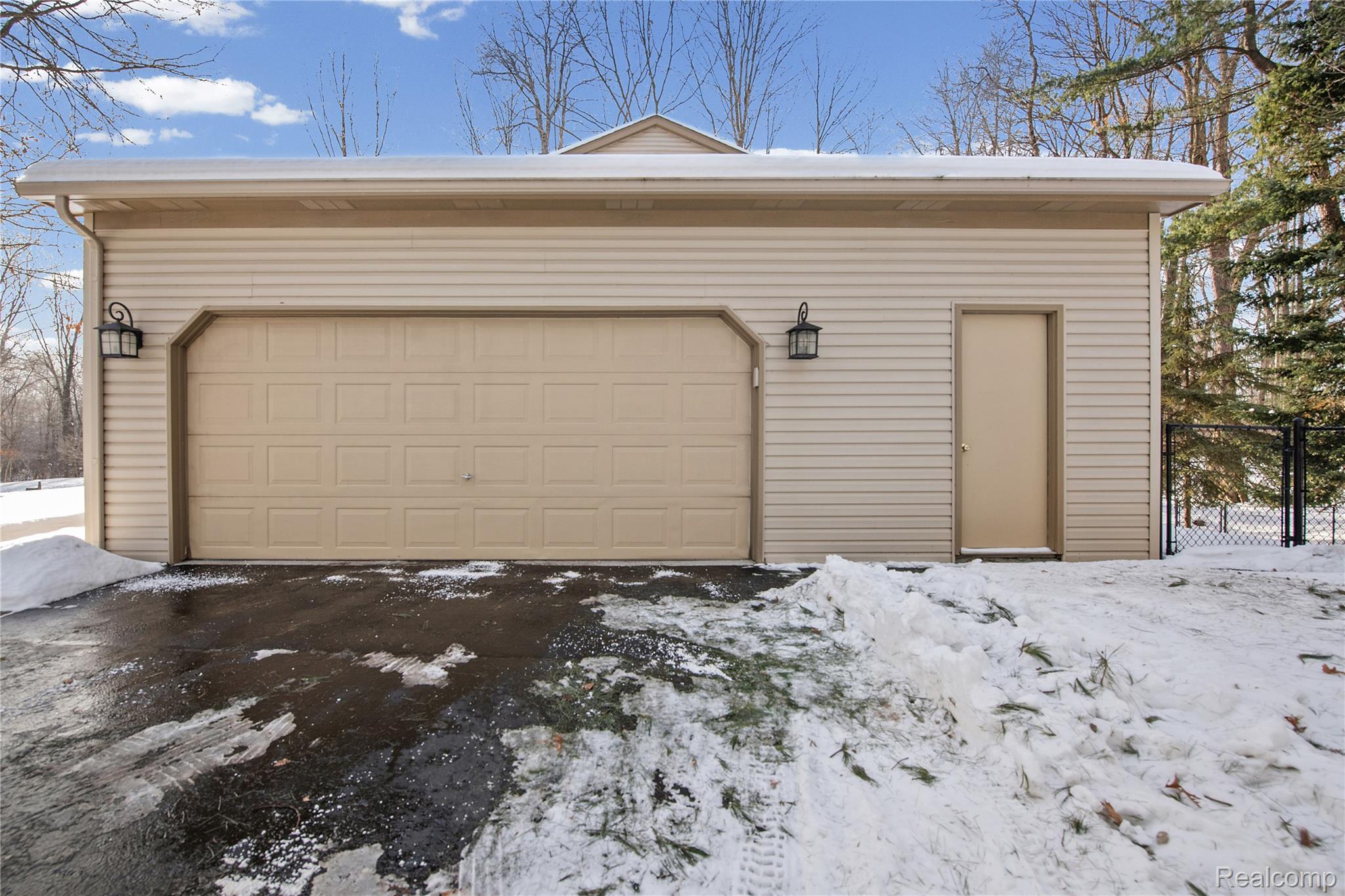 2273 Somerville Drive