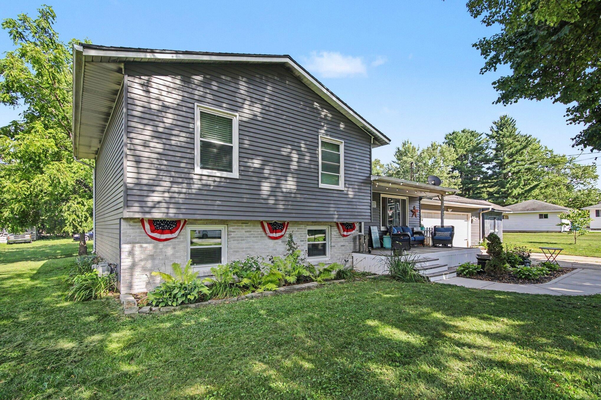 5105 Sharon Drive