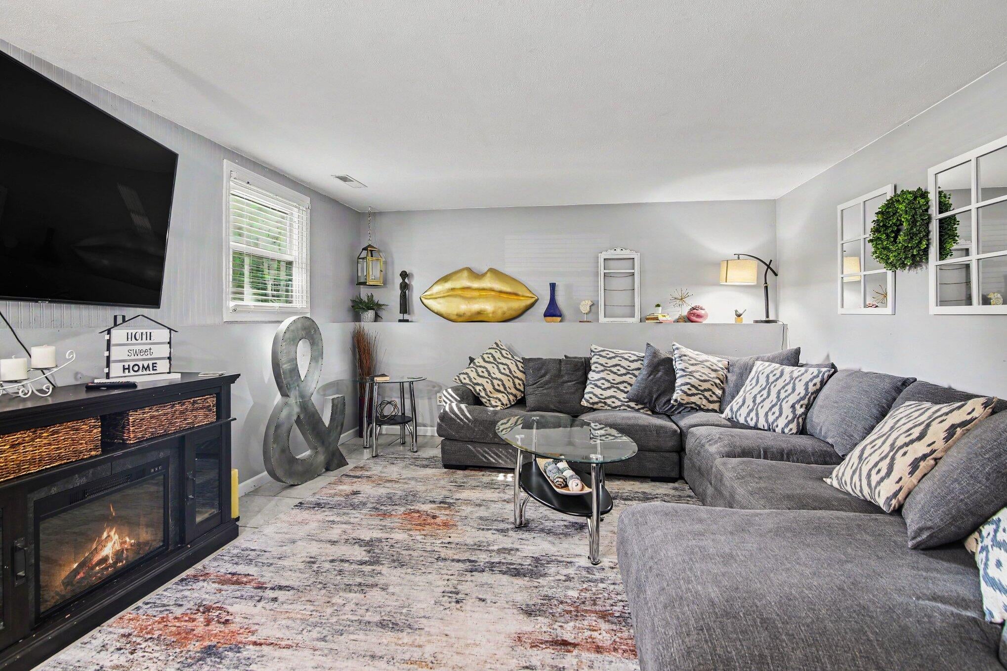 5105 Sharon Drive