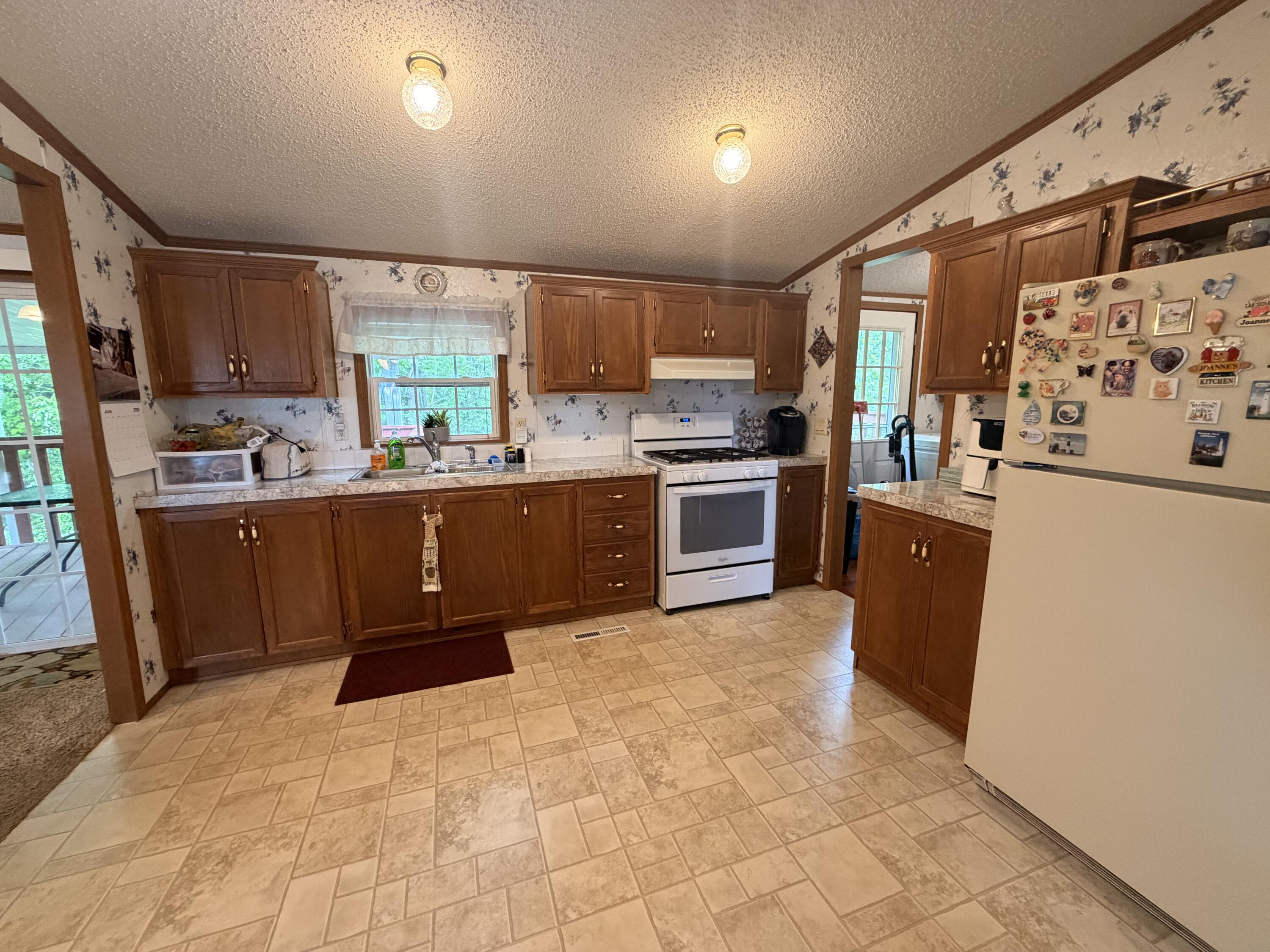 547 E Clam Court