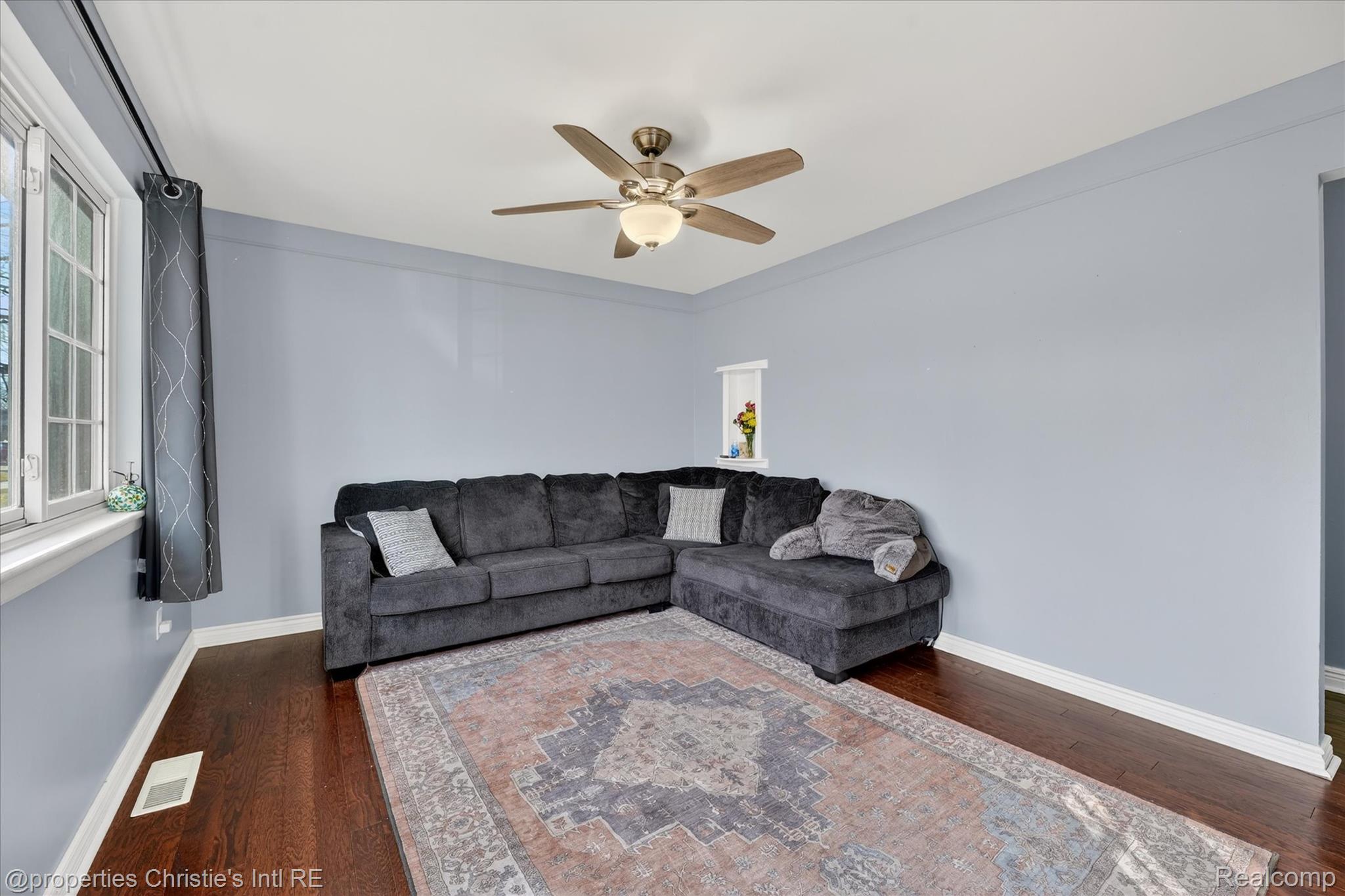 34504 Stellwagen Street