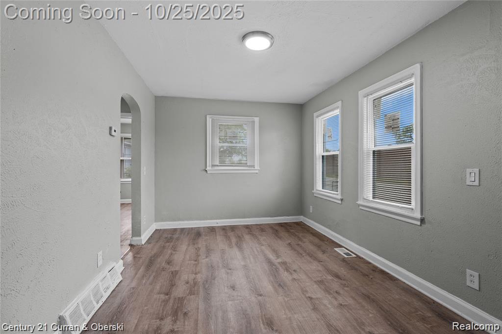 20805 Chrysler Drive