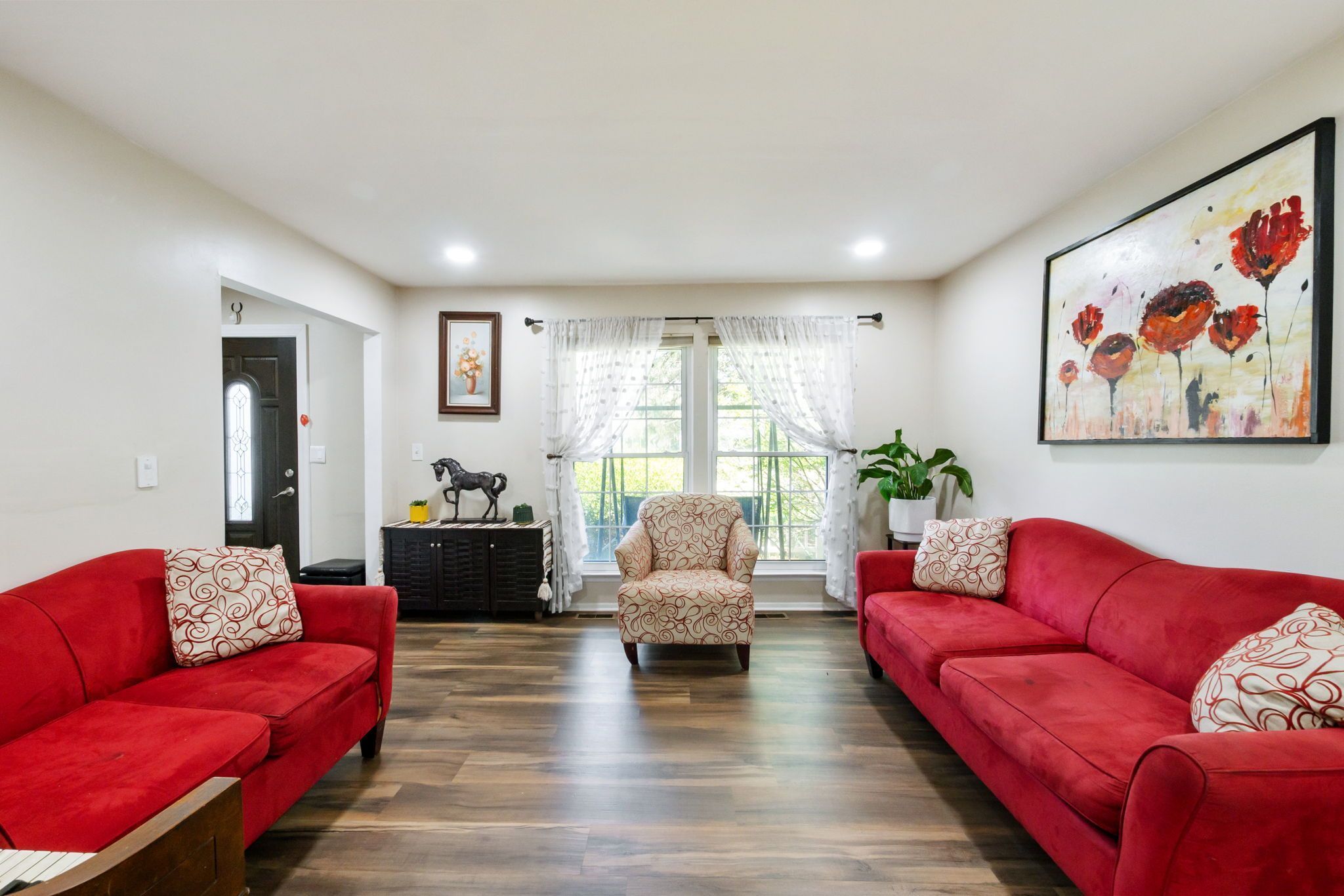 5784 FAIRCASTLE Drive