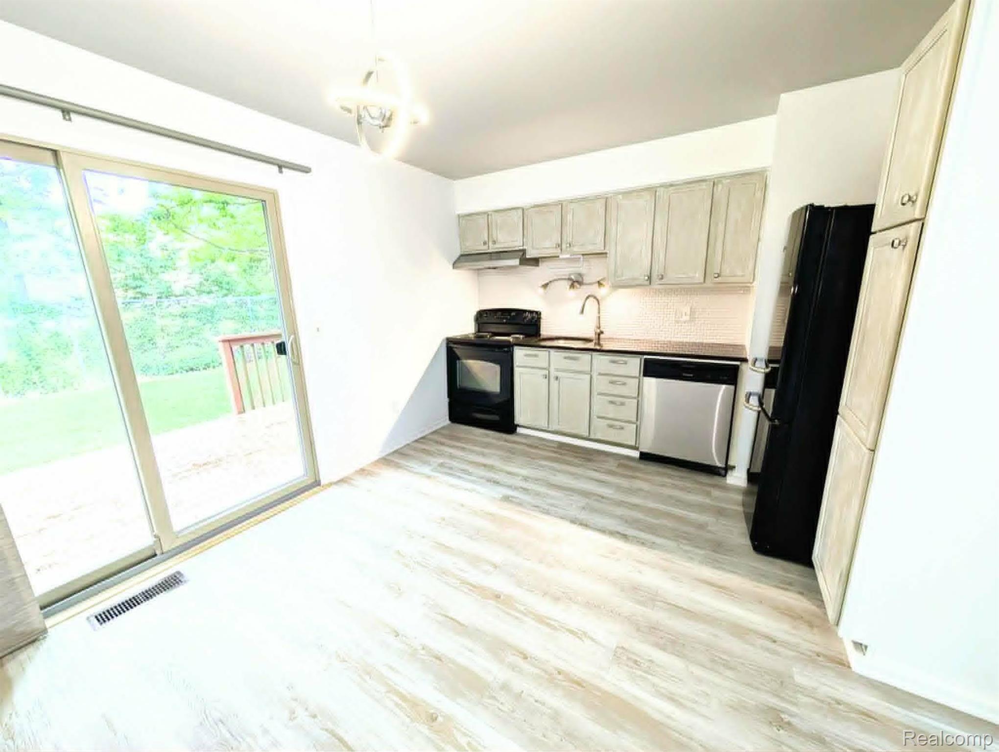 616 Rickett Road