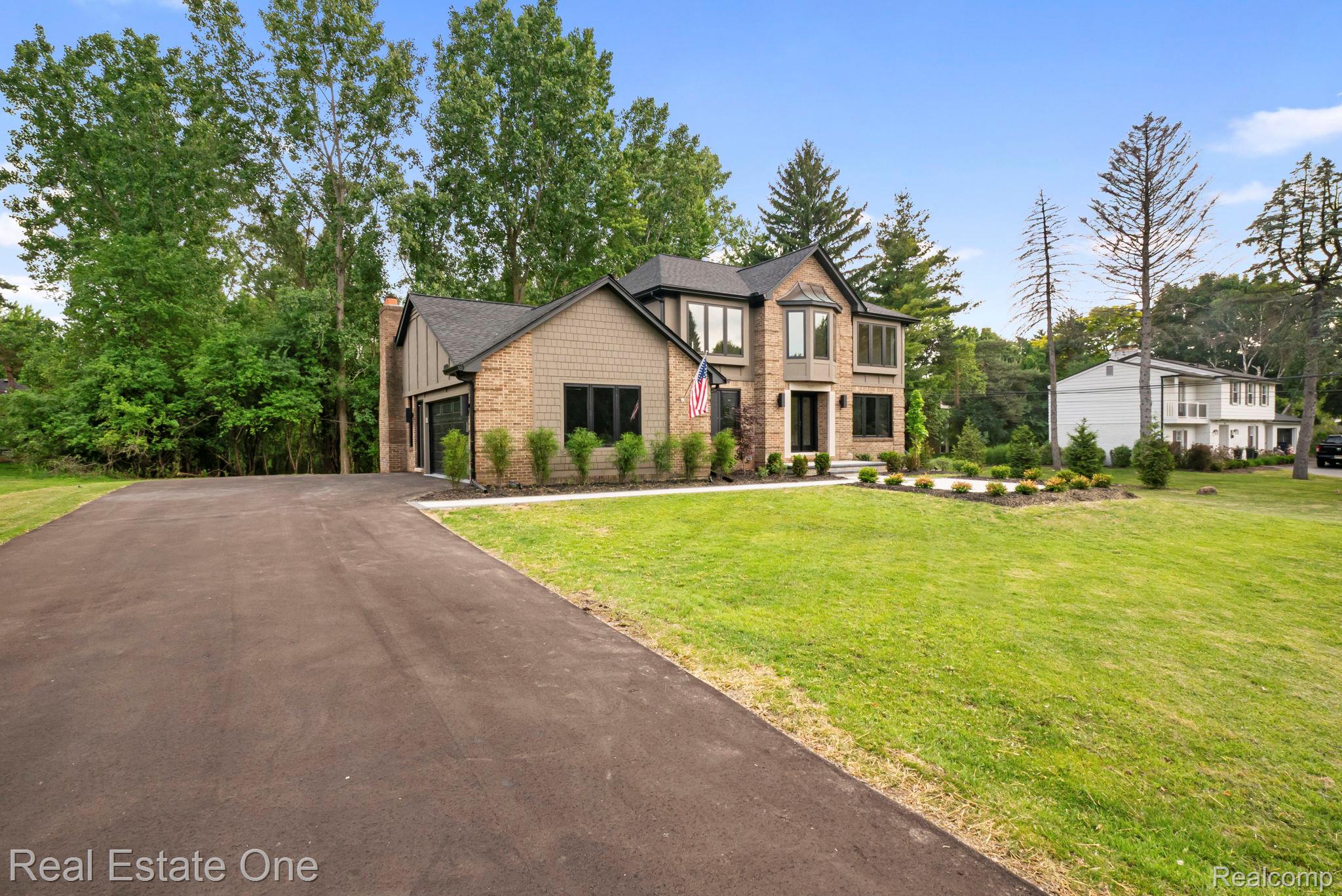 1683 Mark Hopkins Road