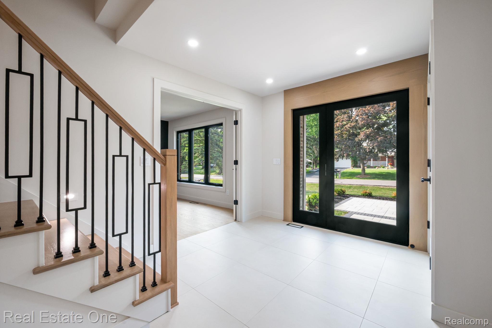 1683 Mark Hopkins Road