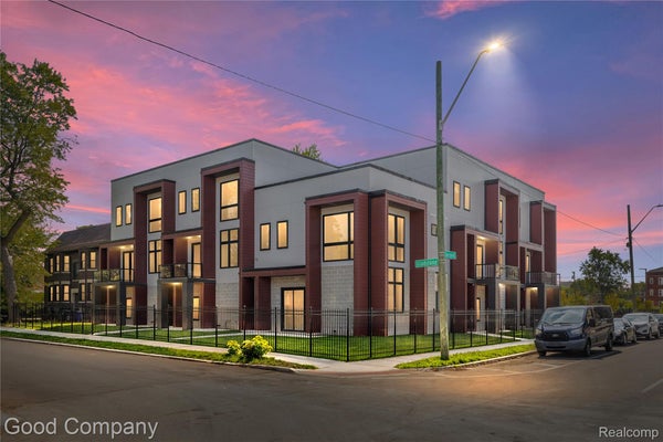 161 GLADSTONE ST, DETROIT, MI 48202 - Image 00949030b6f8e19be382d5b7d7ae3d7e/3031709672