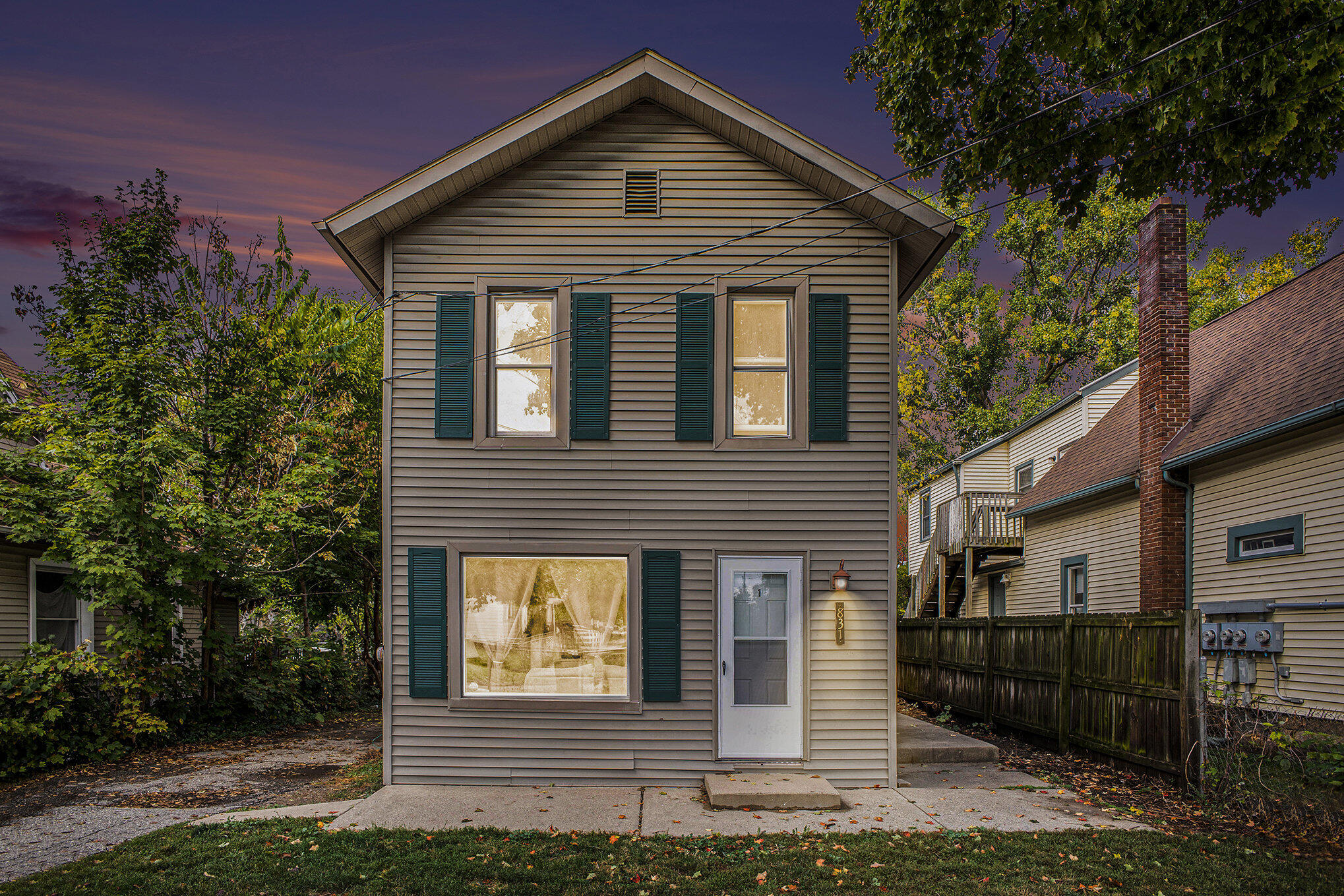 831 Vine Street