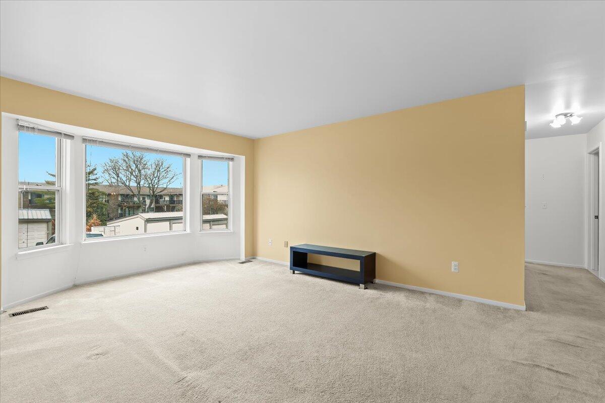 44750 Bayview Drive 37