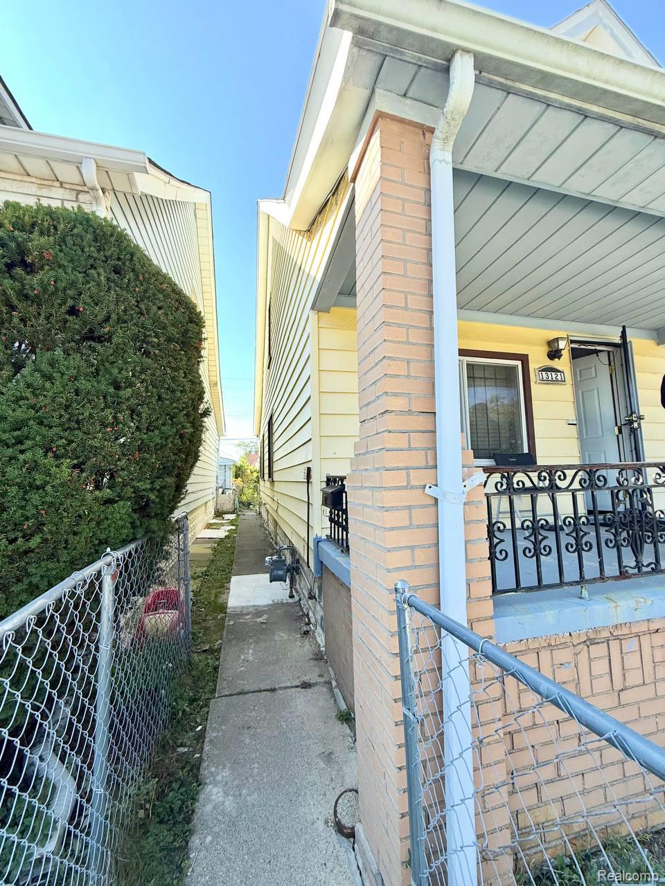 13121 Charest Street