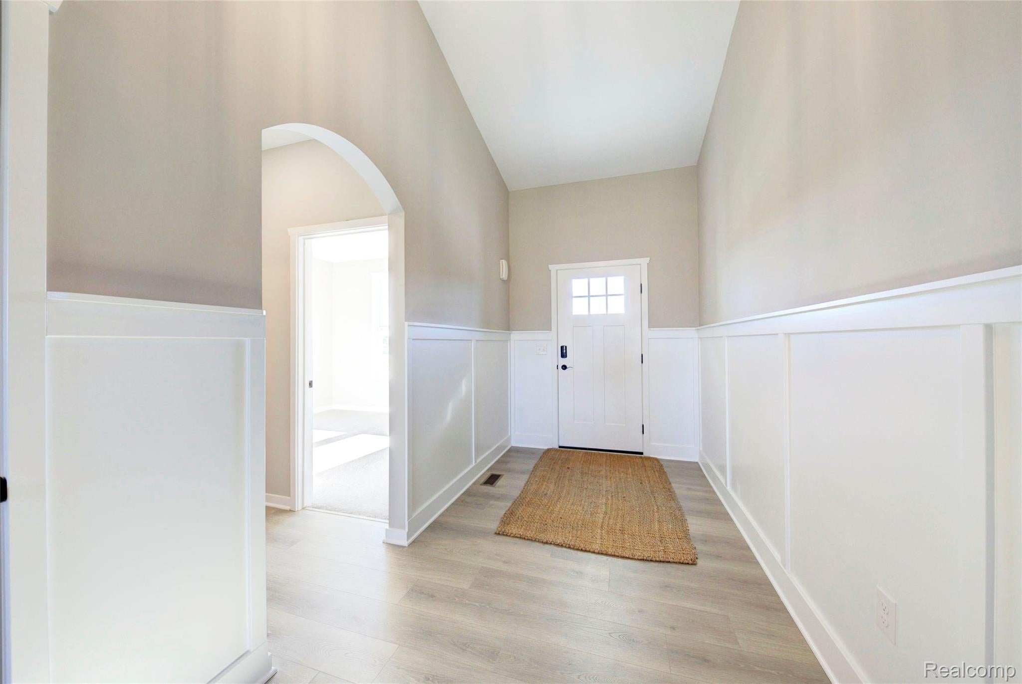 MOH 95 Gambrel Drive