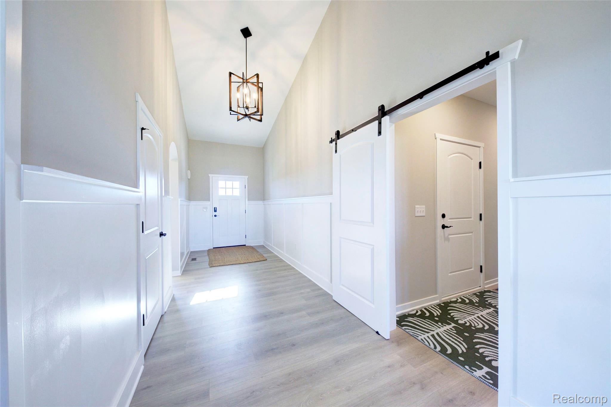 MOH 95 Gambrel Drive