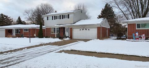 4832 Muriel Drive Warren City MI 48092