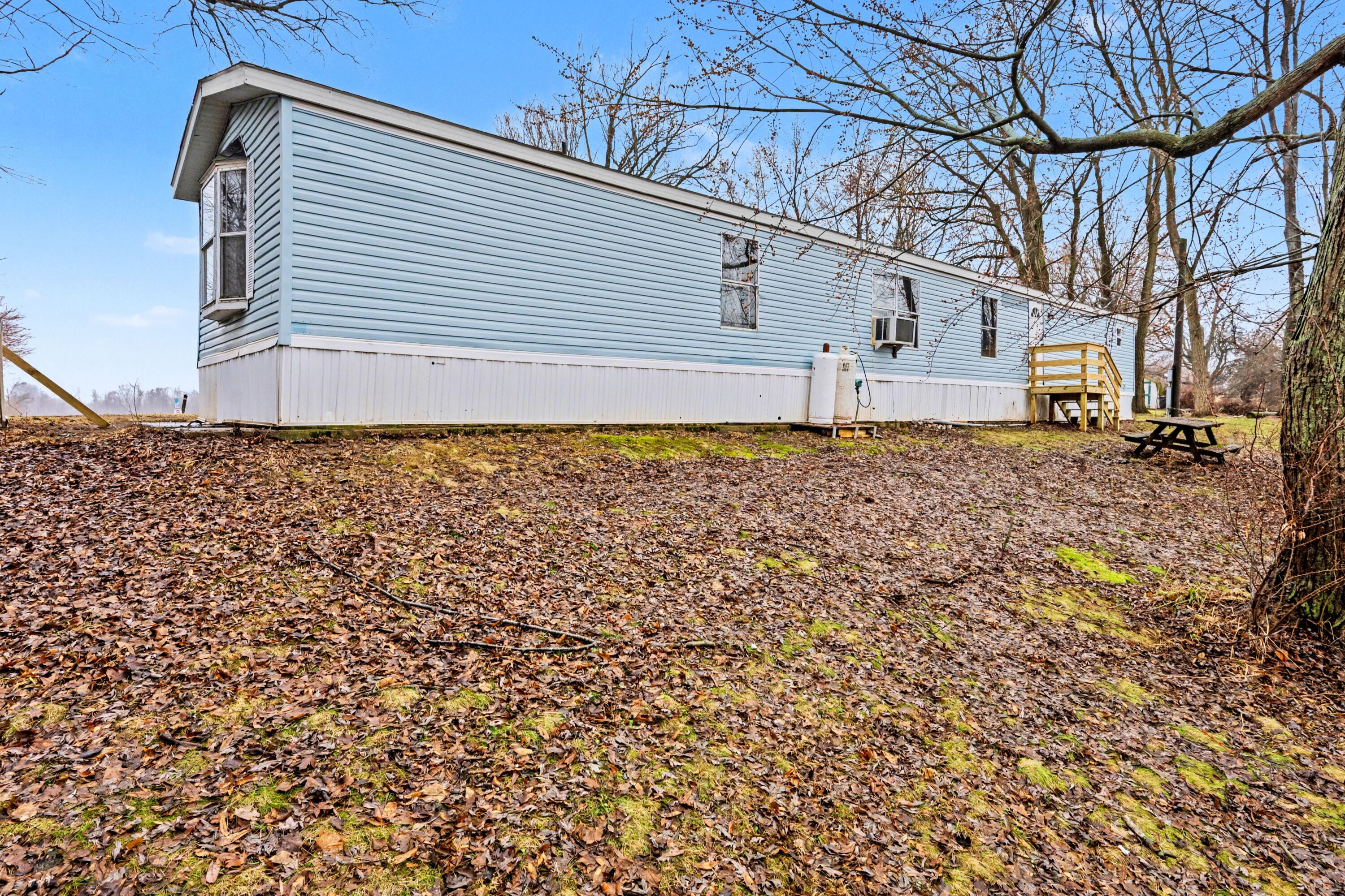 68544 County Road 372