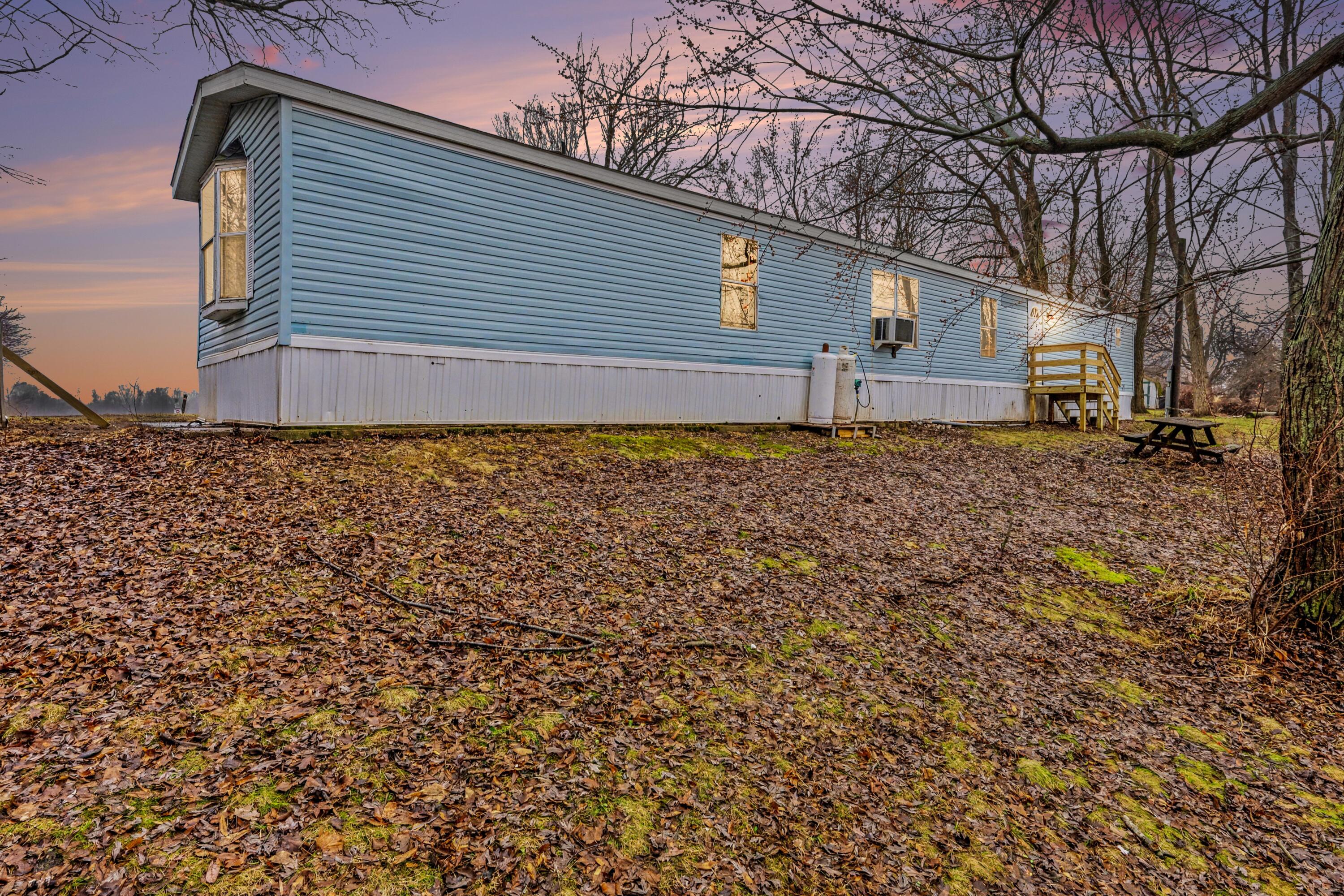 68544 County Road 372