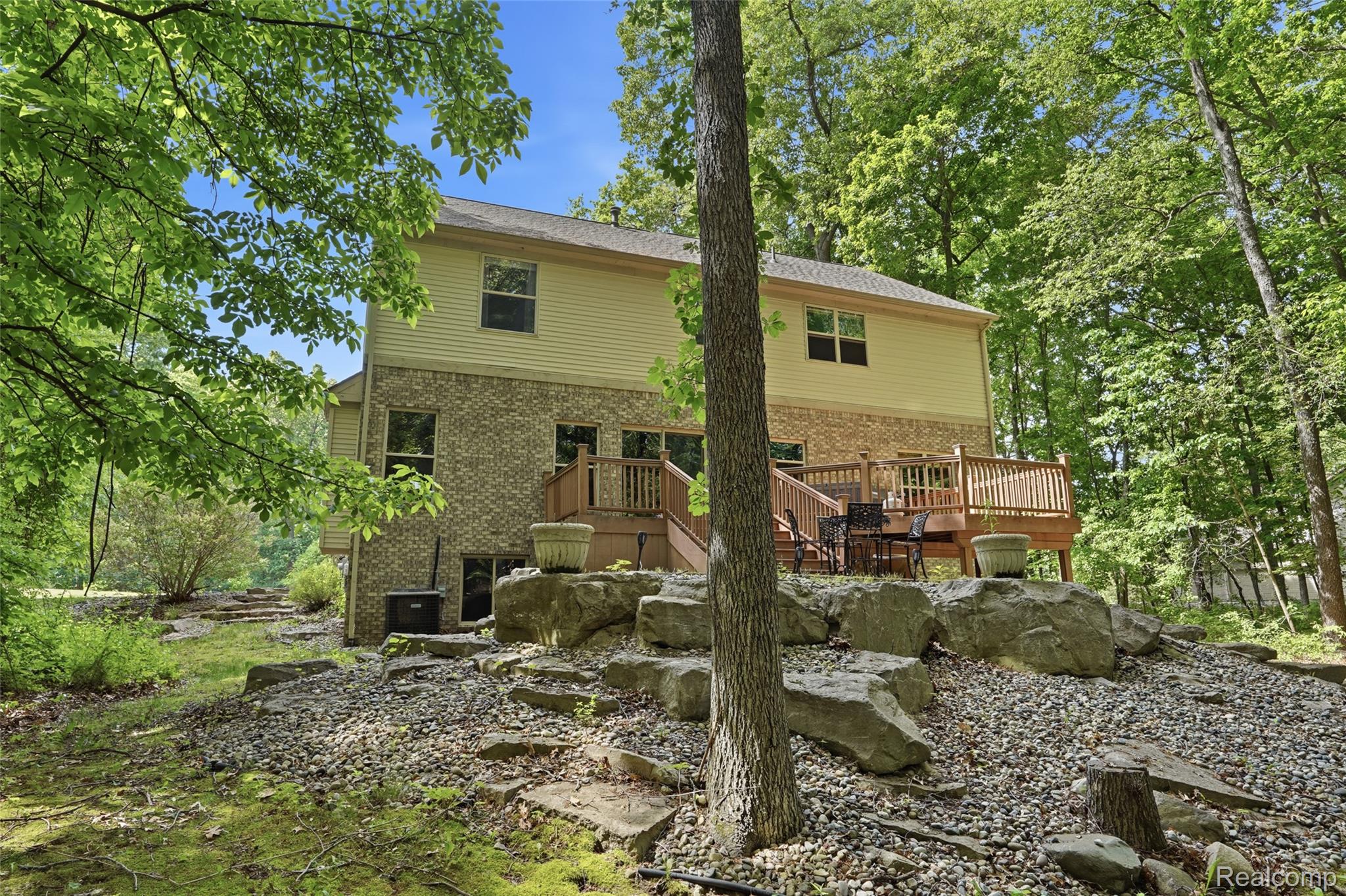 2790 Pine Bluffs Ct.