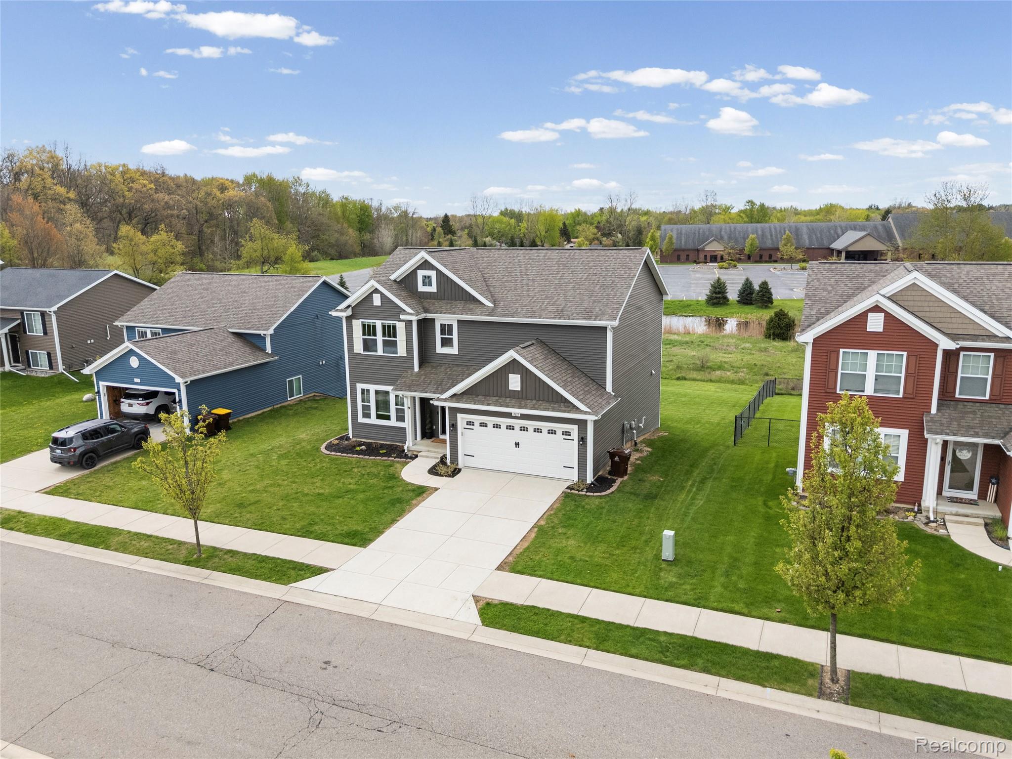 3217 Hill Hollow Lane