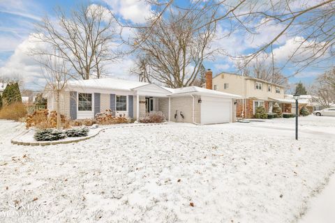 Photo of 15073 Robinwood Drive, Plymouth Charter Township, MI 48170 (MLS # 58050203520)