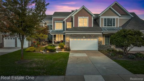 25782 Island Lake Drive 43 Novi City MI 48374
