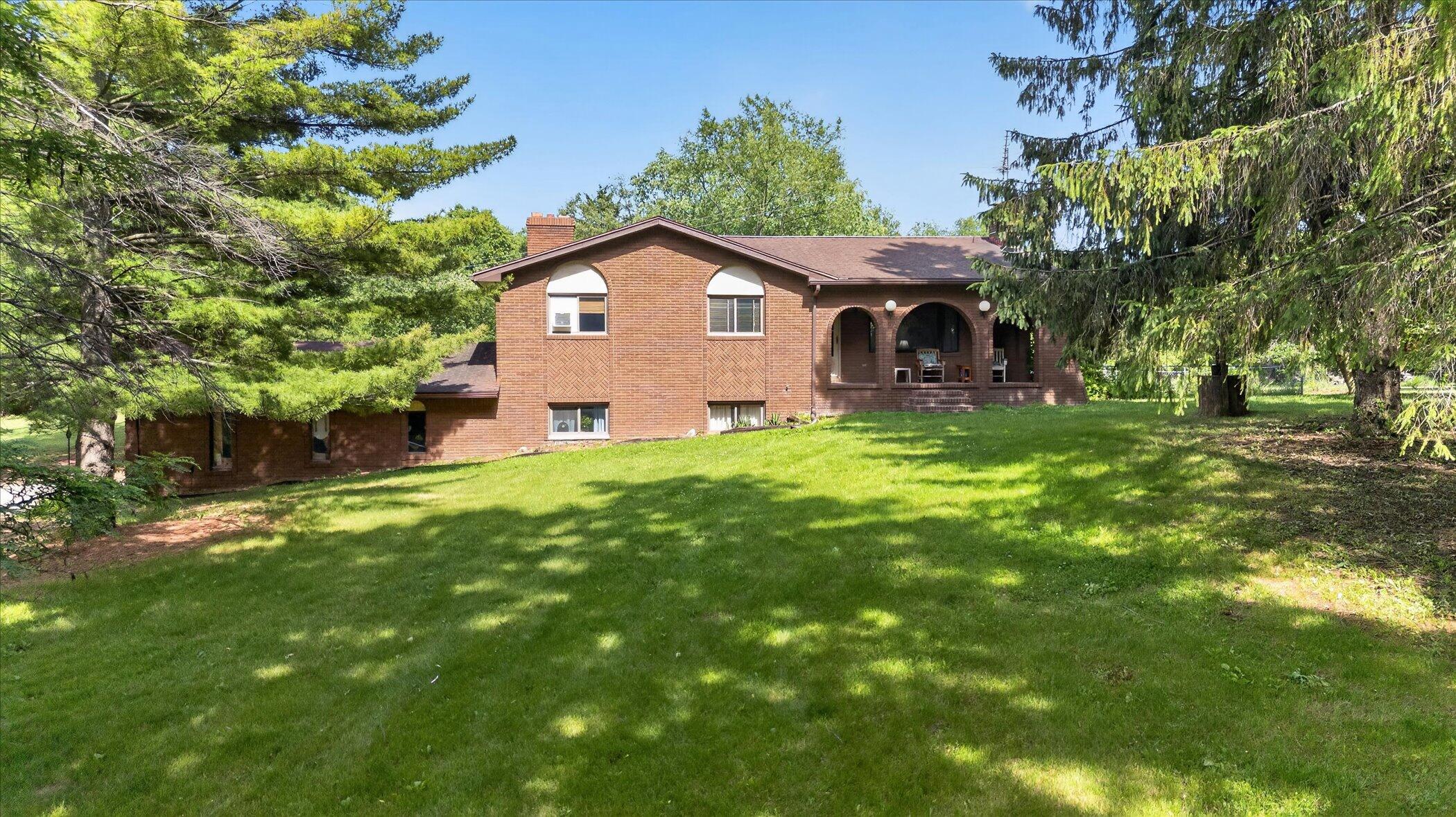 2717 Fishbeck Road