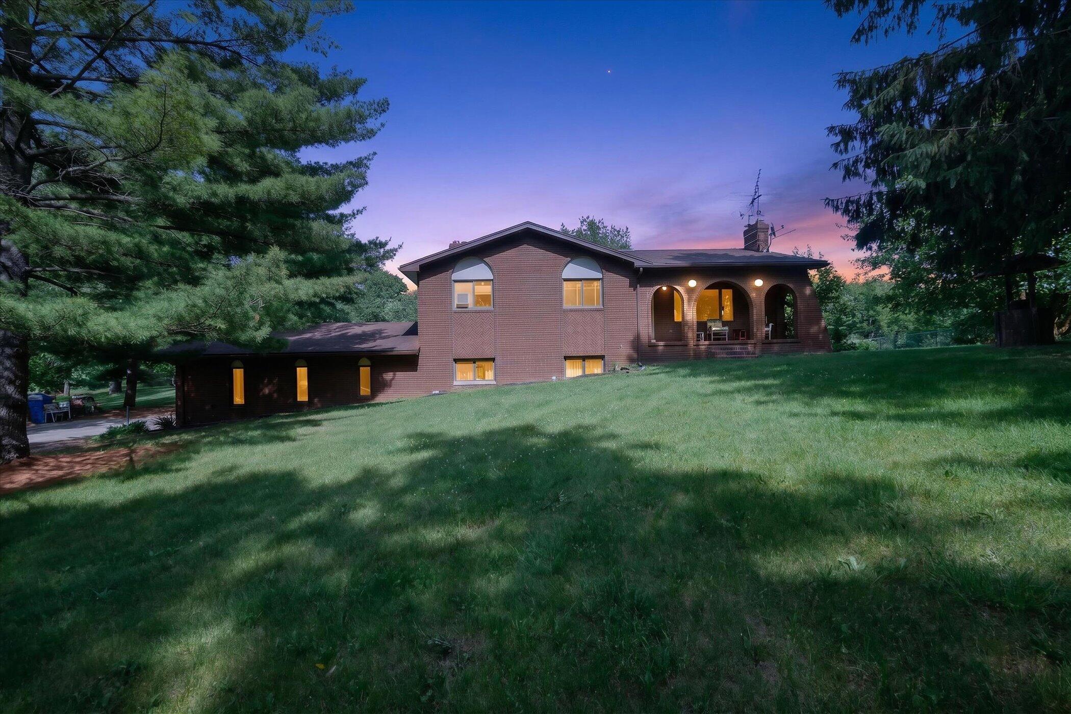 2717 Fishbeck Road