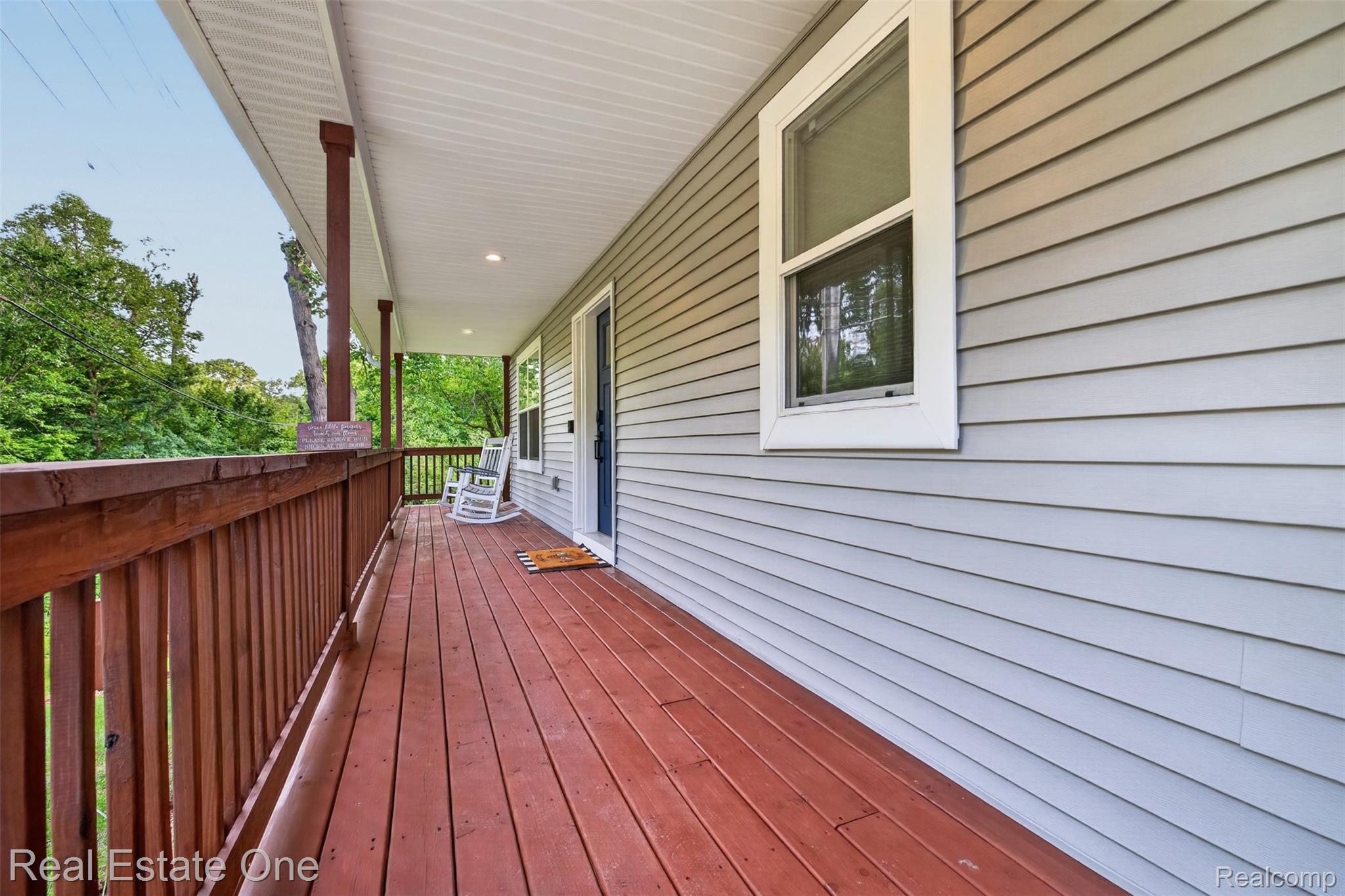 206 S Saint John Road